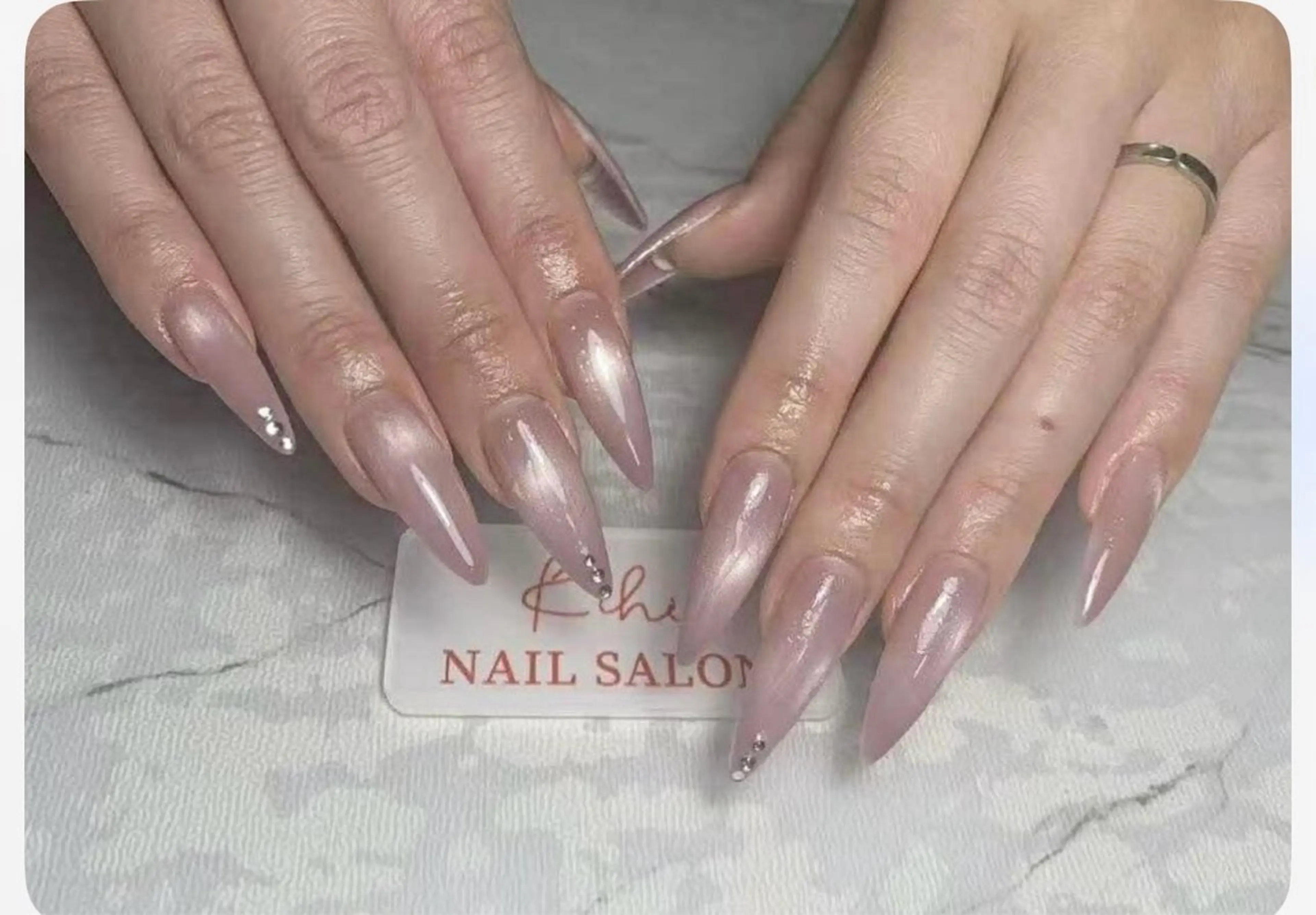 ネイル アートネイル ジェルネイル ガーリー 氷ネイル・うるうるネイル キラキラネイル ハンドネイル 清水 ユナのネイルデザイン