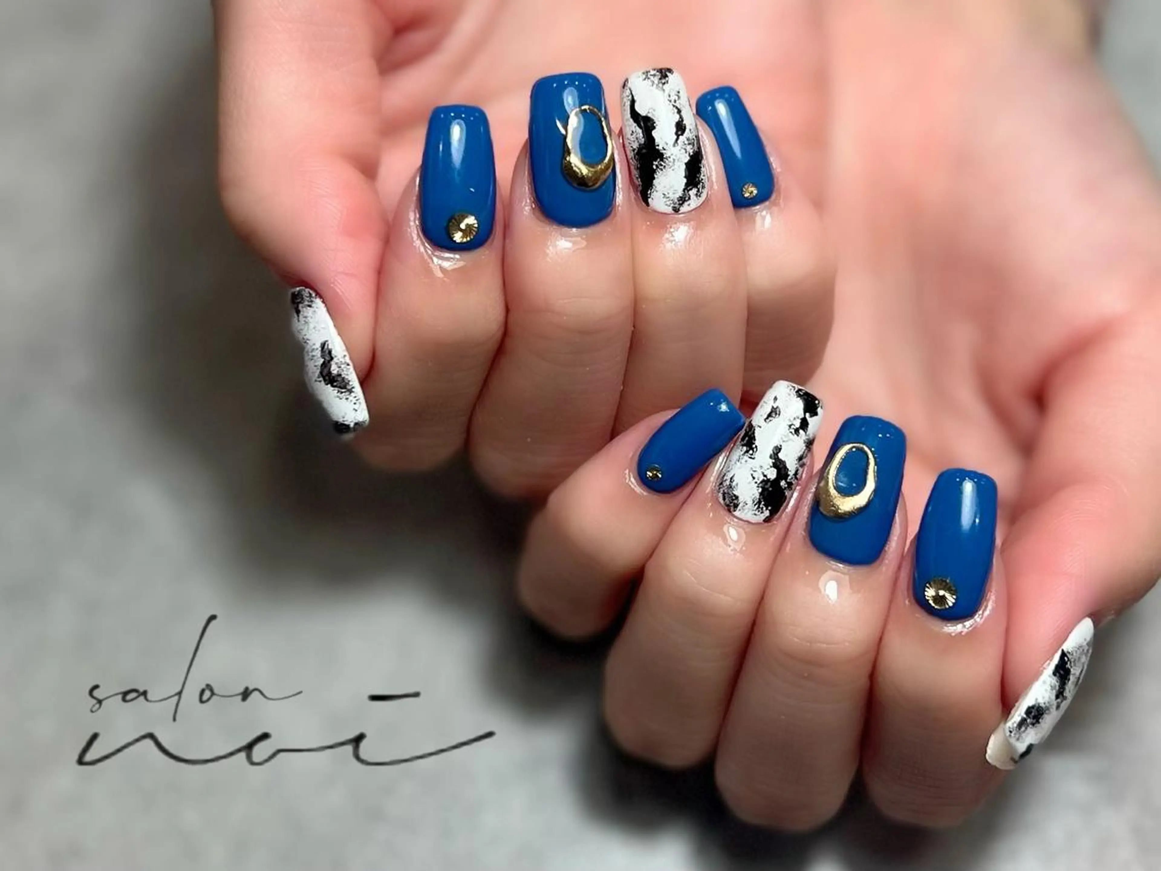 ネイル アートネイル 持ち込み ハンドネイル salon noi所属・salon noiのネイルデザイン