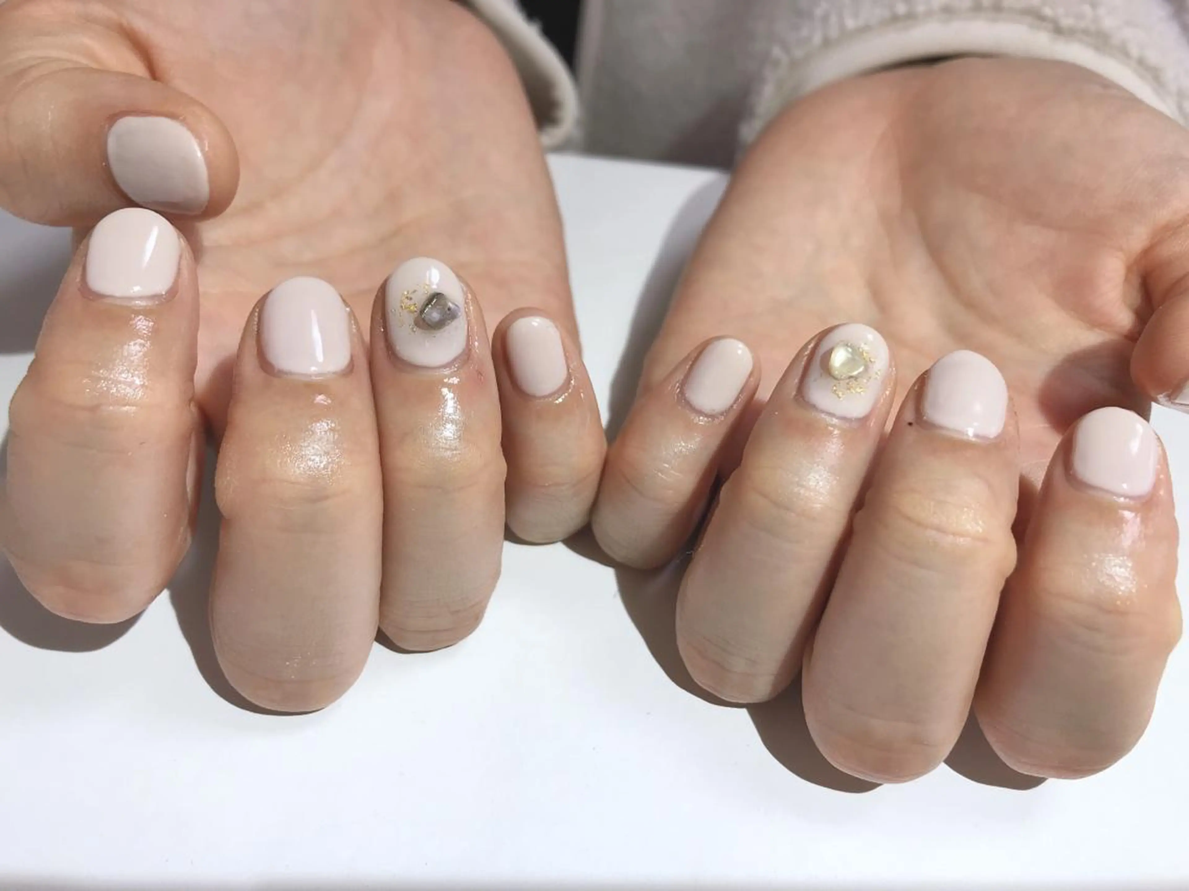 ネイル ワンカラーネイル ストーンネイル Flam Nailのネイルデザイン