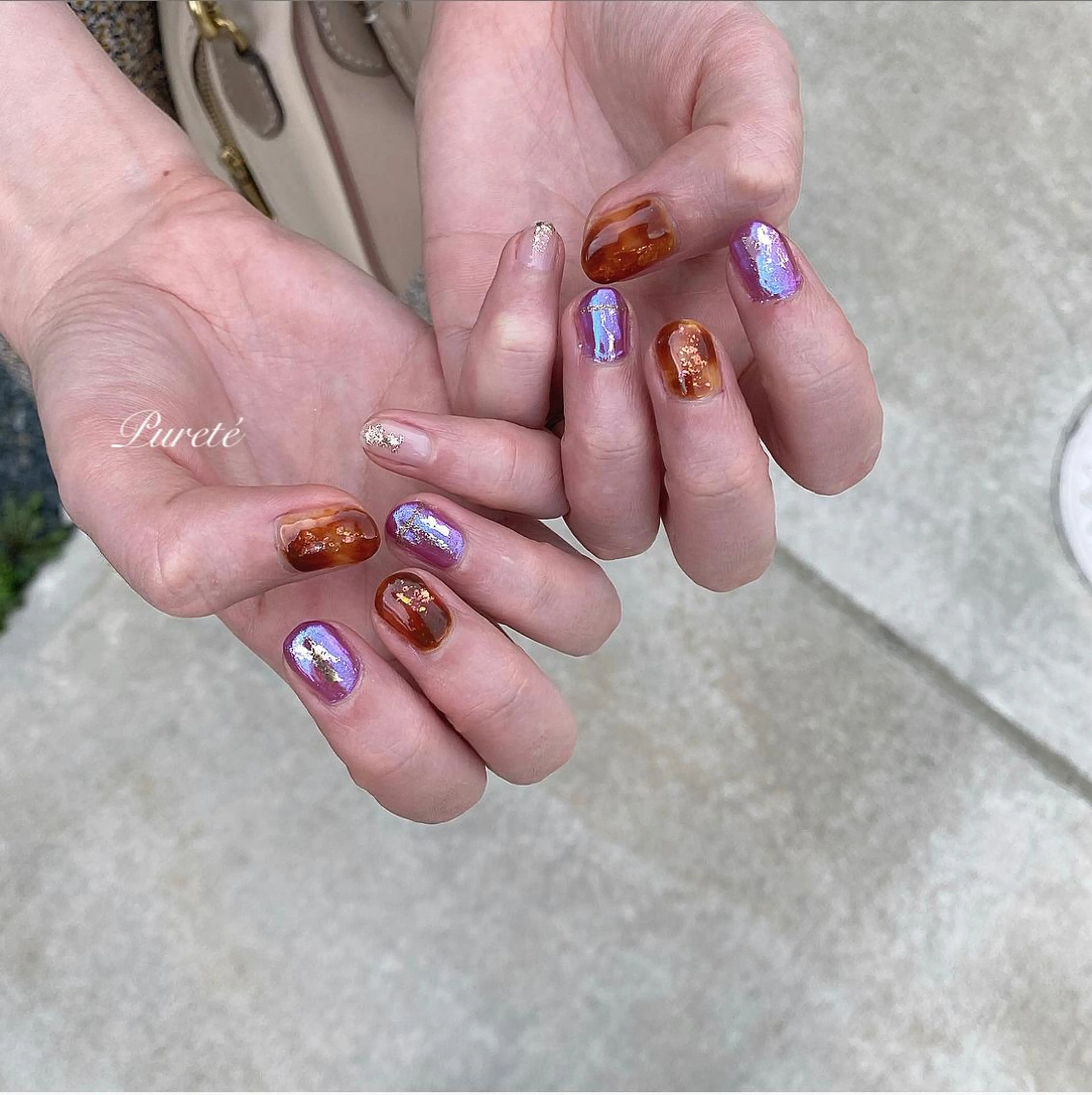 ネイル オーロラネイル べっ甲ネイル ハンドネイル nailsalon Puretéのネイルデザイン