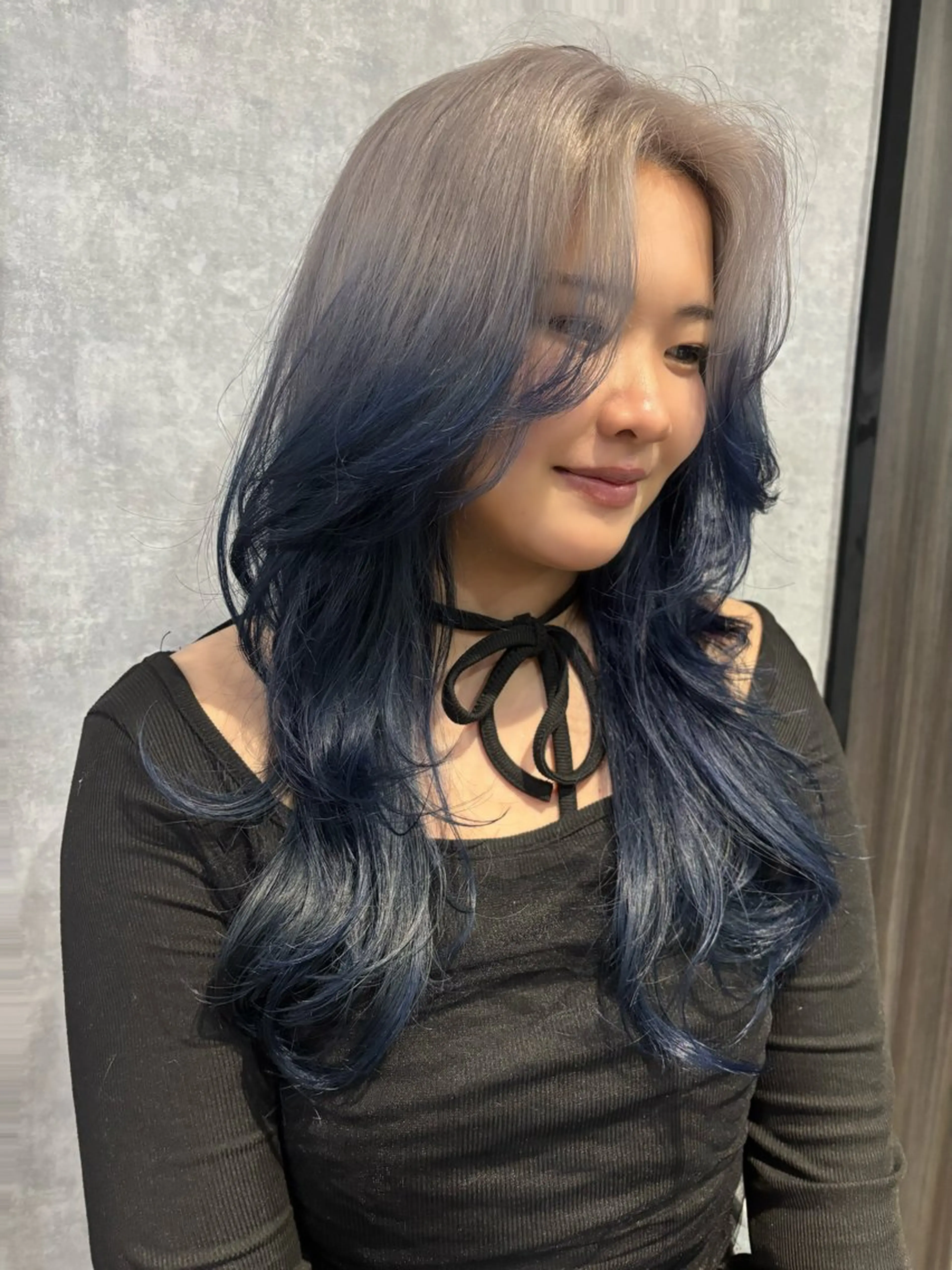 ロング カット ヘアカラー トリートメント 🌐NATSUMI 🌐【寒色カラー】のヘアスタイル