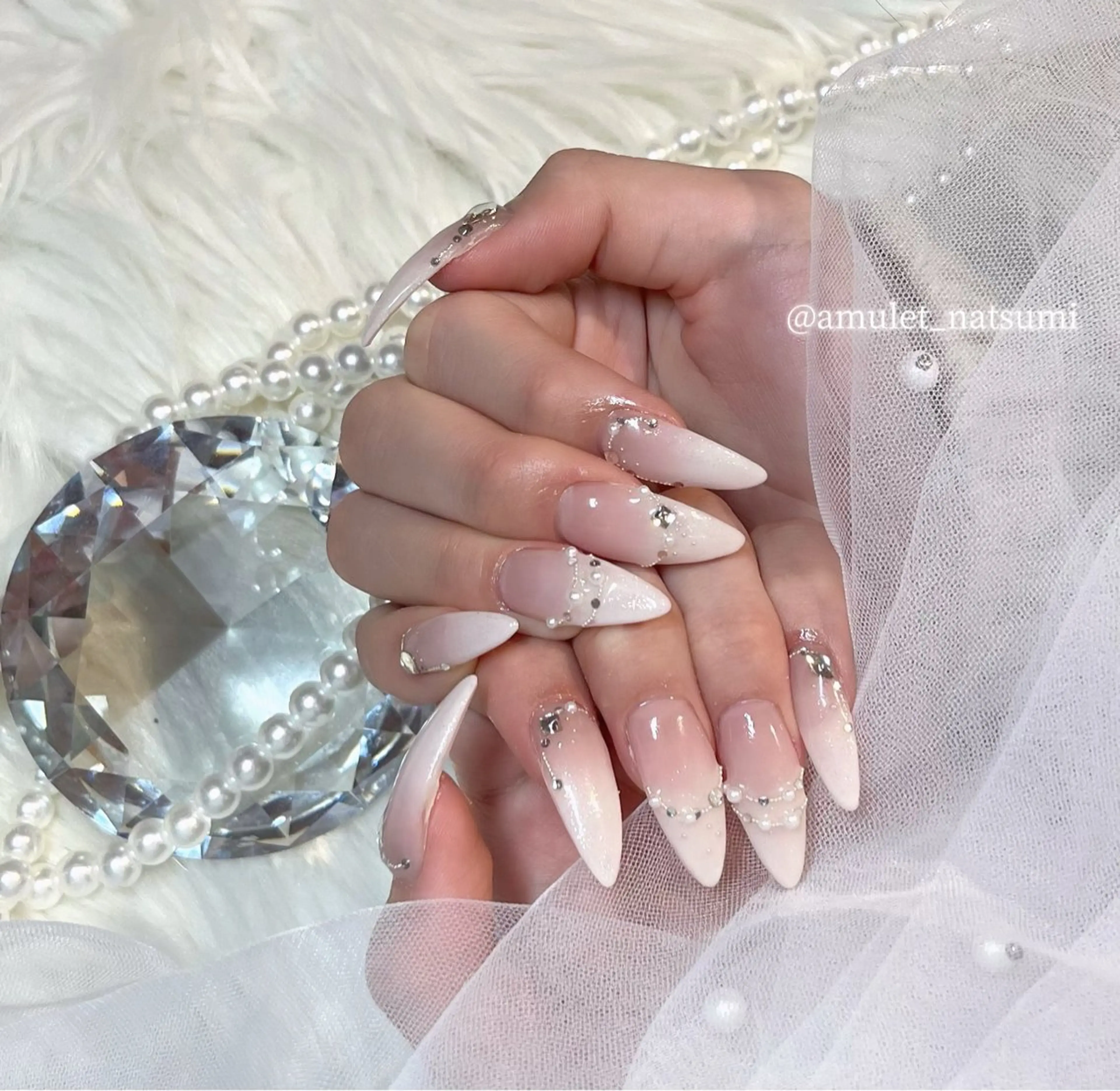 ネイル amuletnail natsumiのネイルデザイン