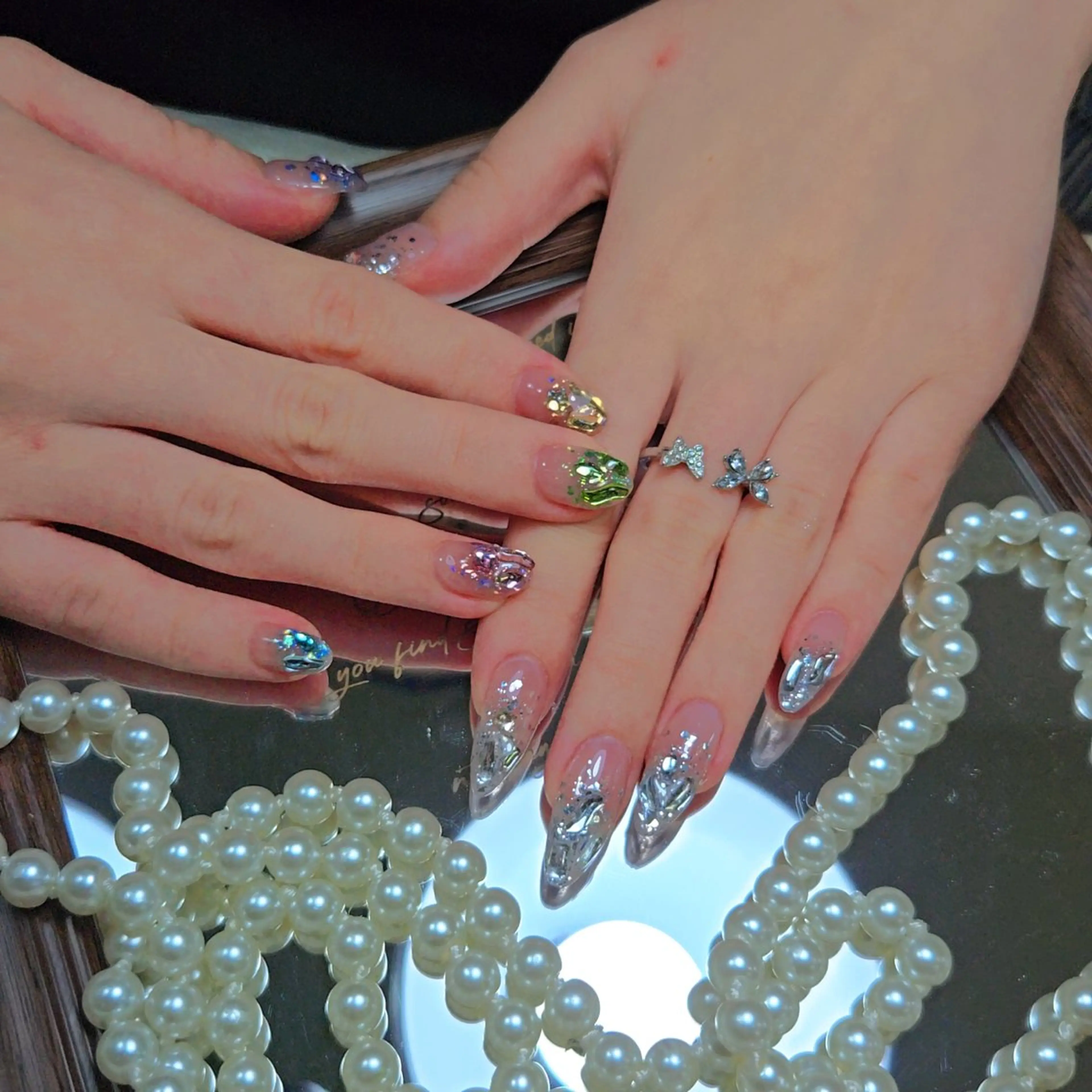 bubu nail salon所属・BuBu Nail渋谷桜ヶ丘のネイルデザイン