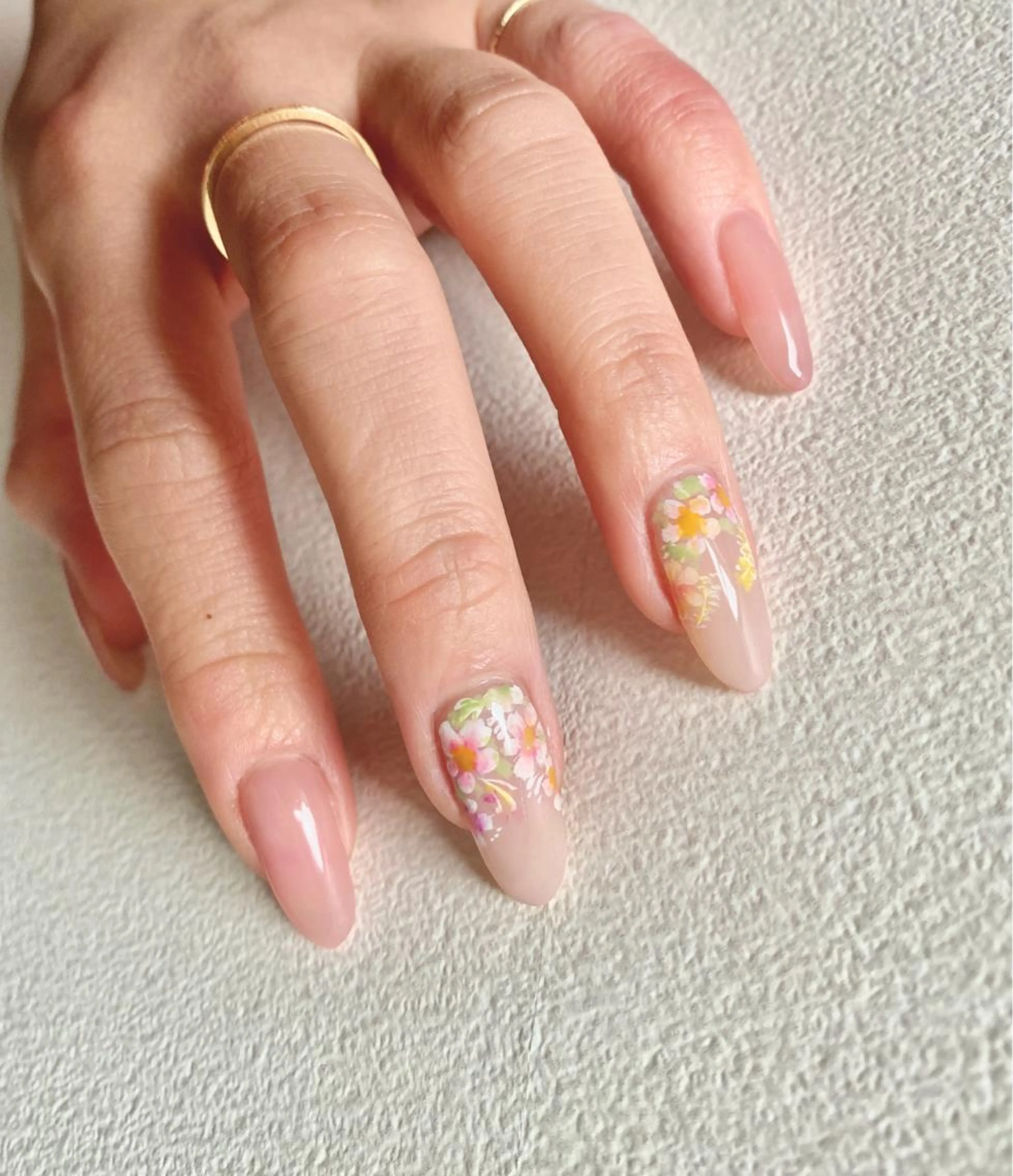 手描きお花ネイル💐オフ込＋ウォーターケアの写真