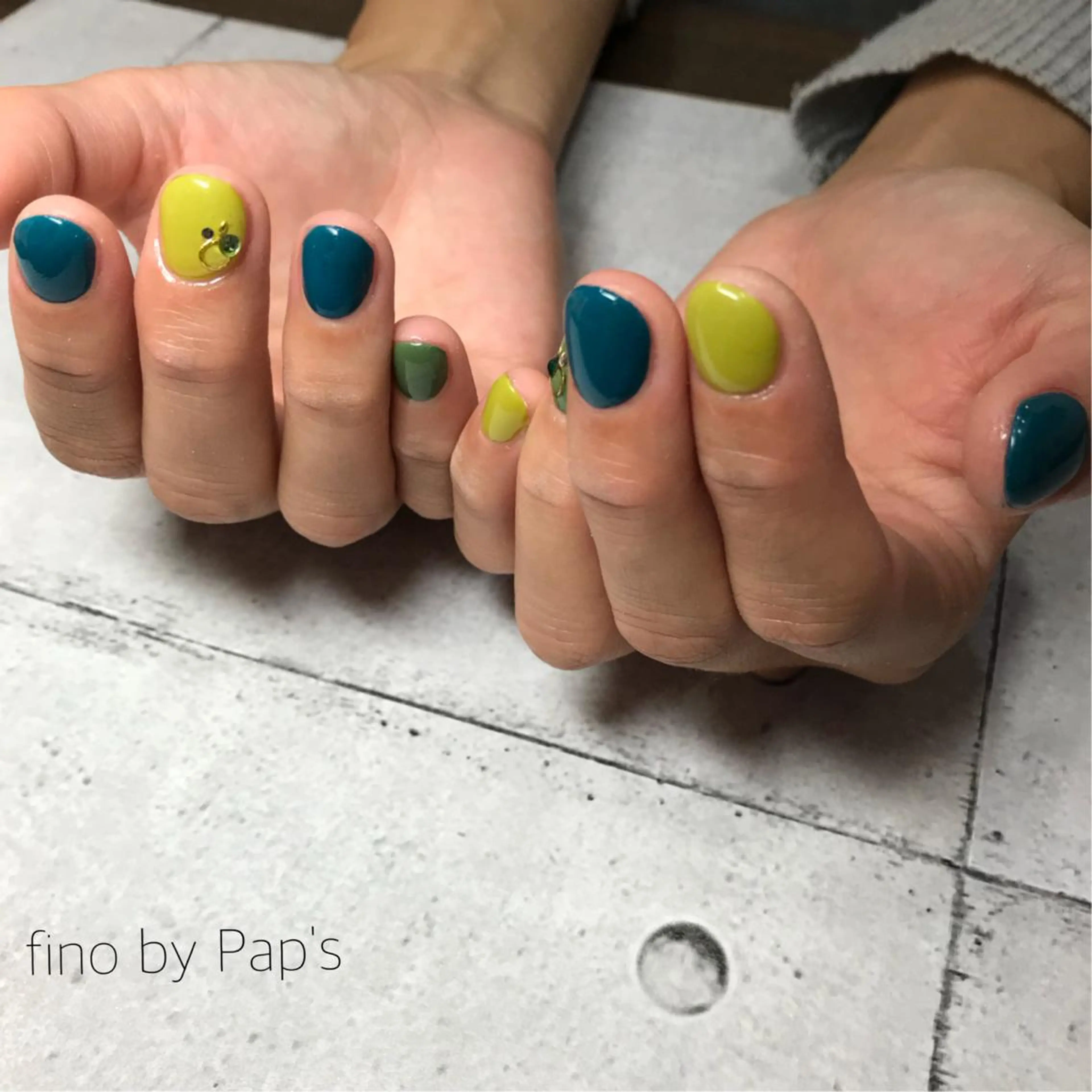 ネイル fino by Pap's所属・西畠 真由美のネイルデザイン