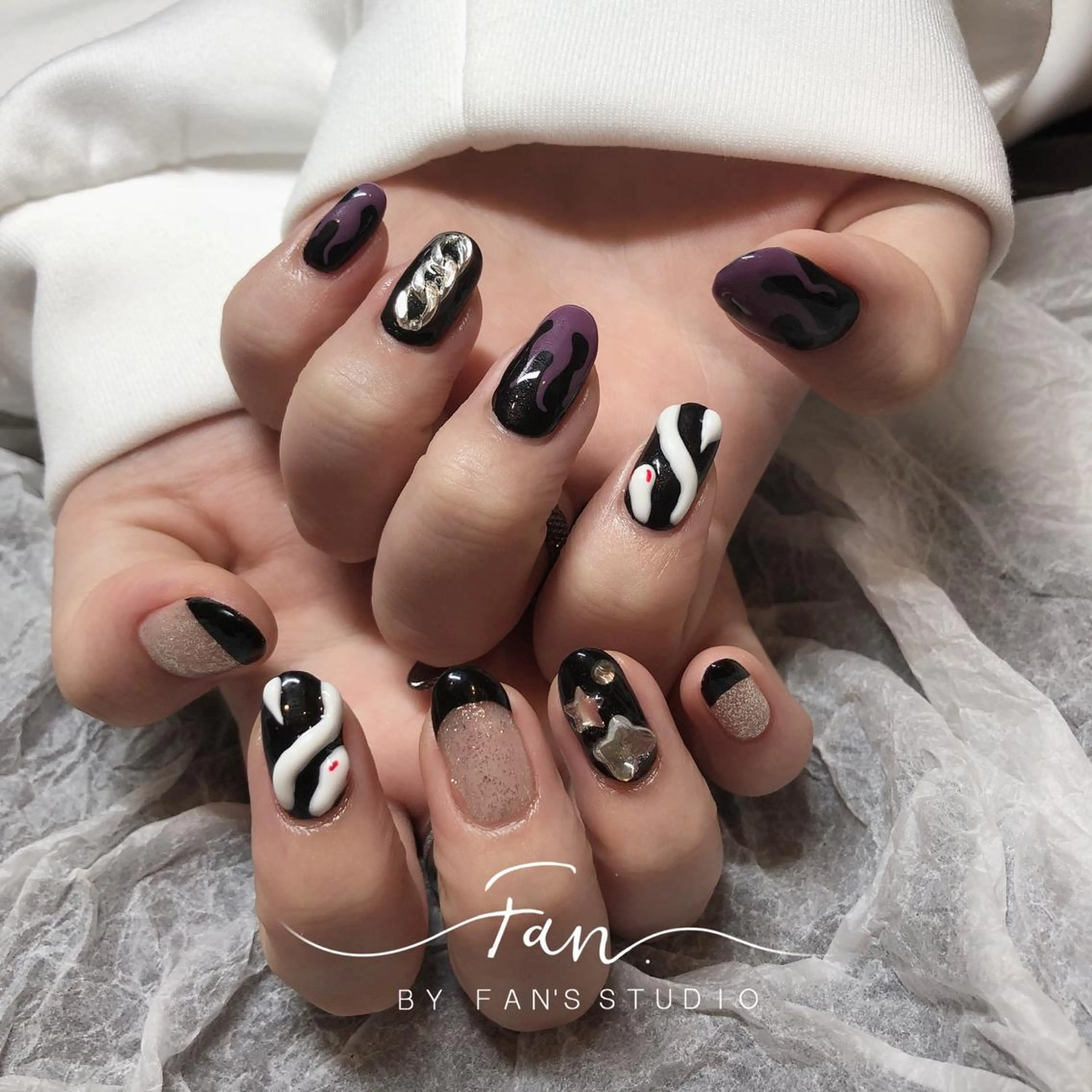 ネイル 🌻FAN'S STUDIO池袋🌻のネイルデザイン