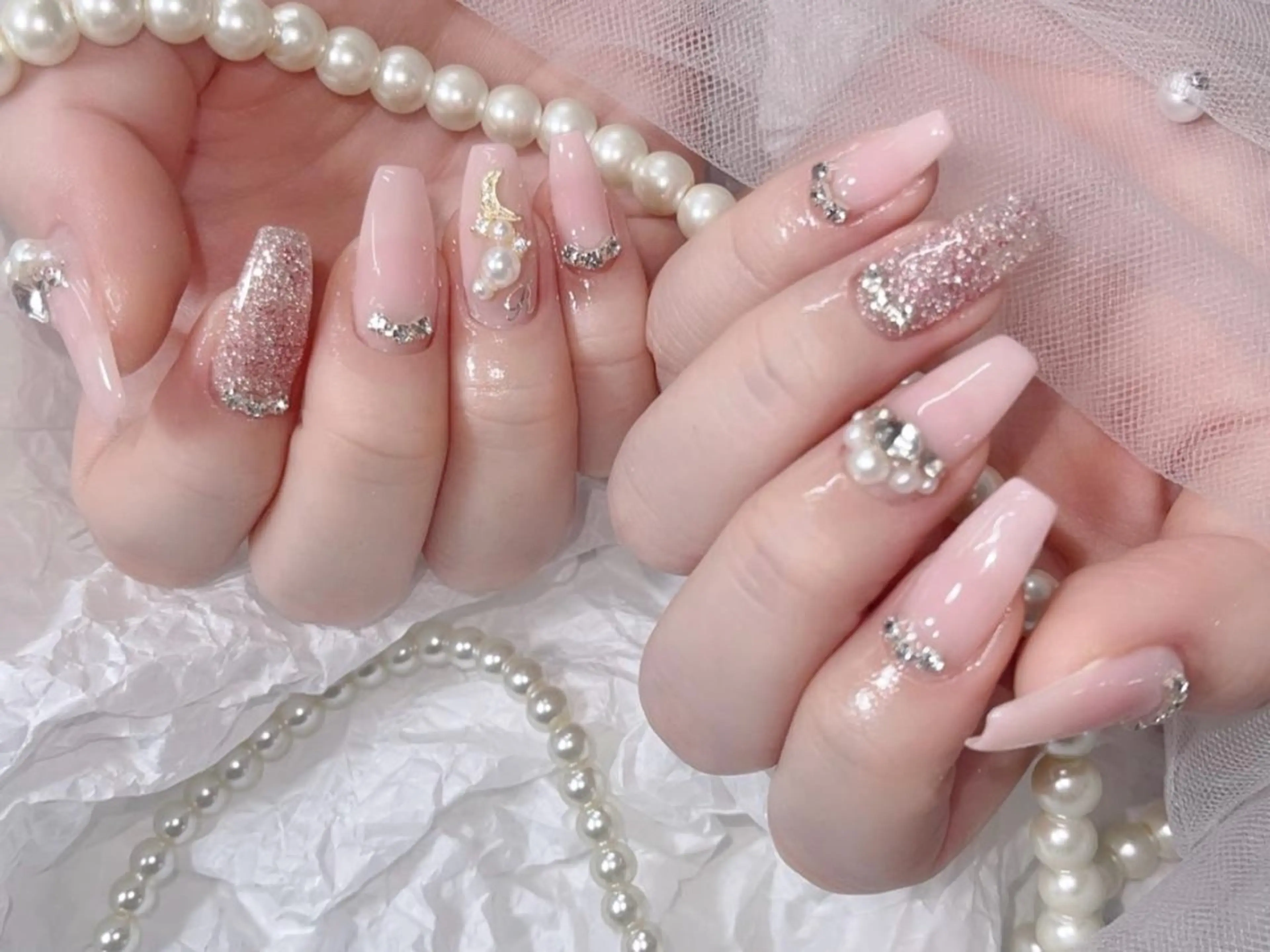 メンズ ネイル アートネイル フレンチネイル ジェルネイル キラキラネイル パラジェル ハンドネイル Bloom スカルプ専門店のネイルデザイン