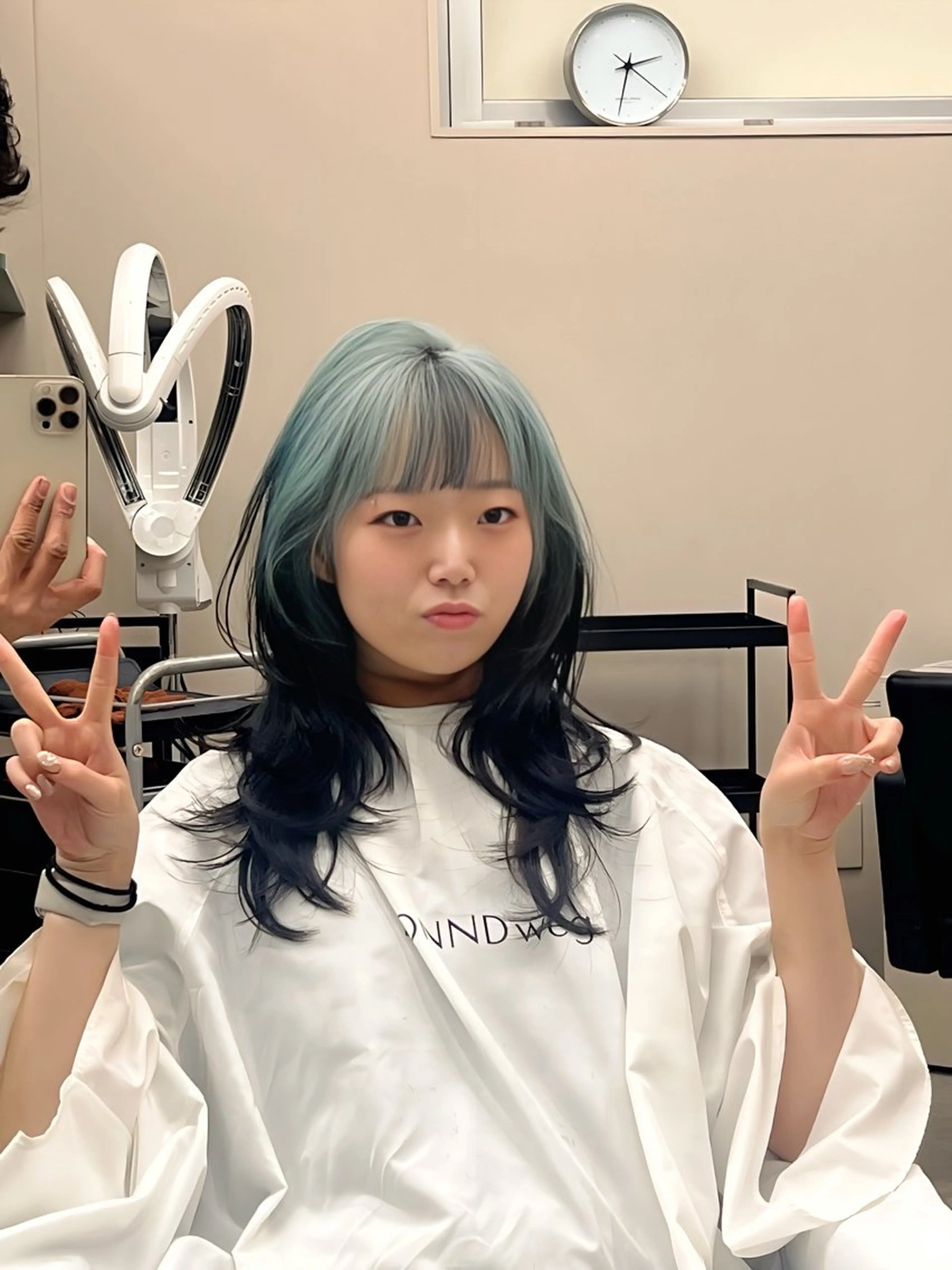 ミディアム 今が1番似合う自分に /志音のヘアスタイル