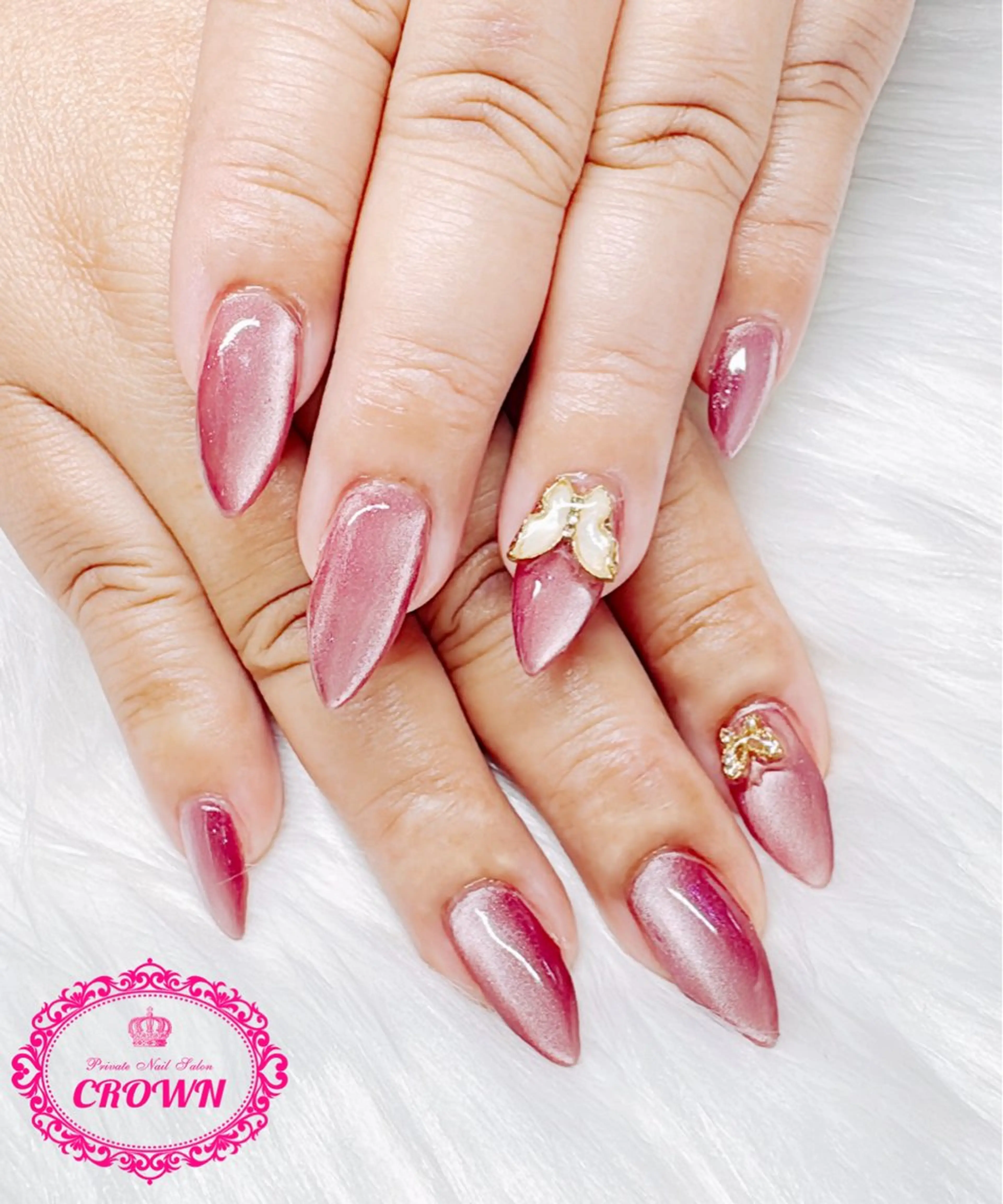 ネイル CROWN プライベートサロンのネイルデザイン