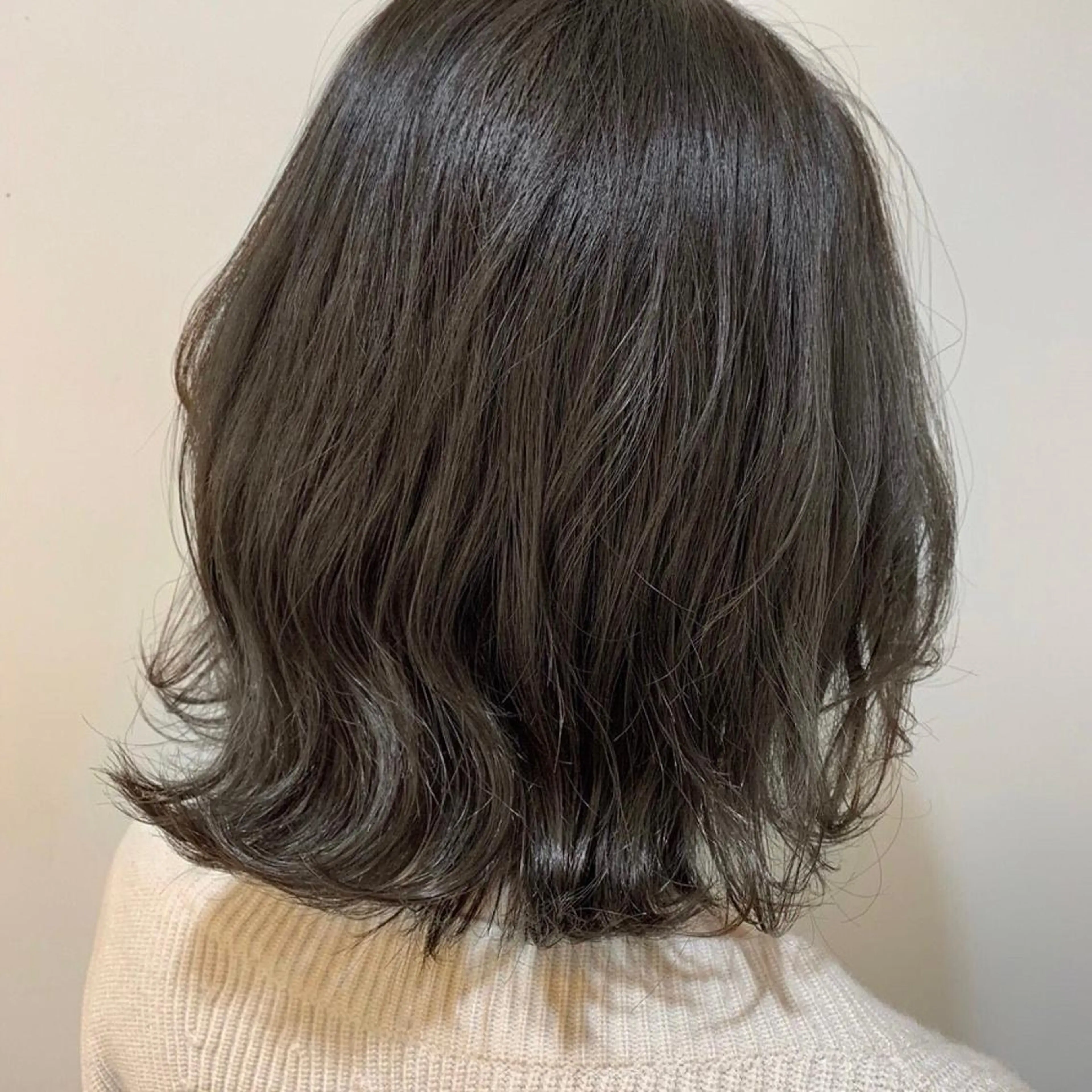 ミディアム clan en所属・clan .のヘアスタイル