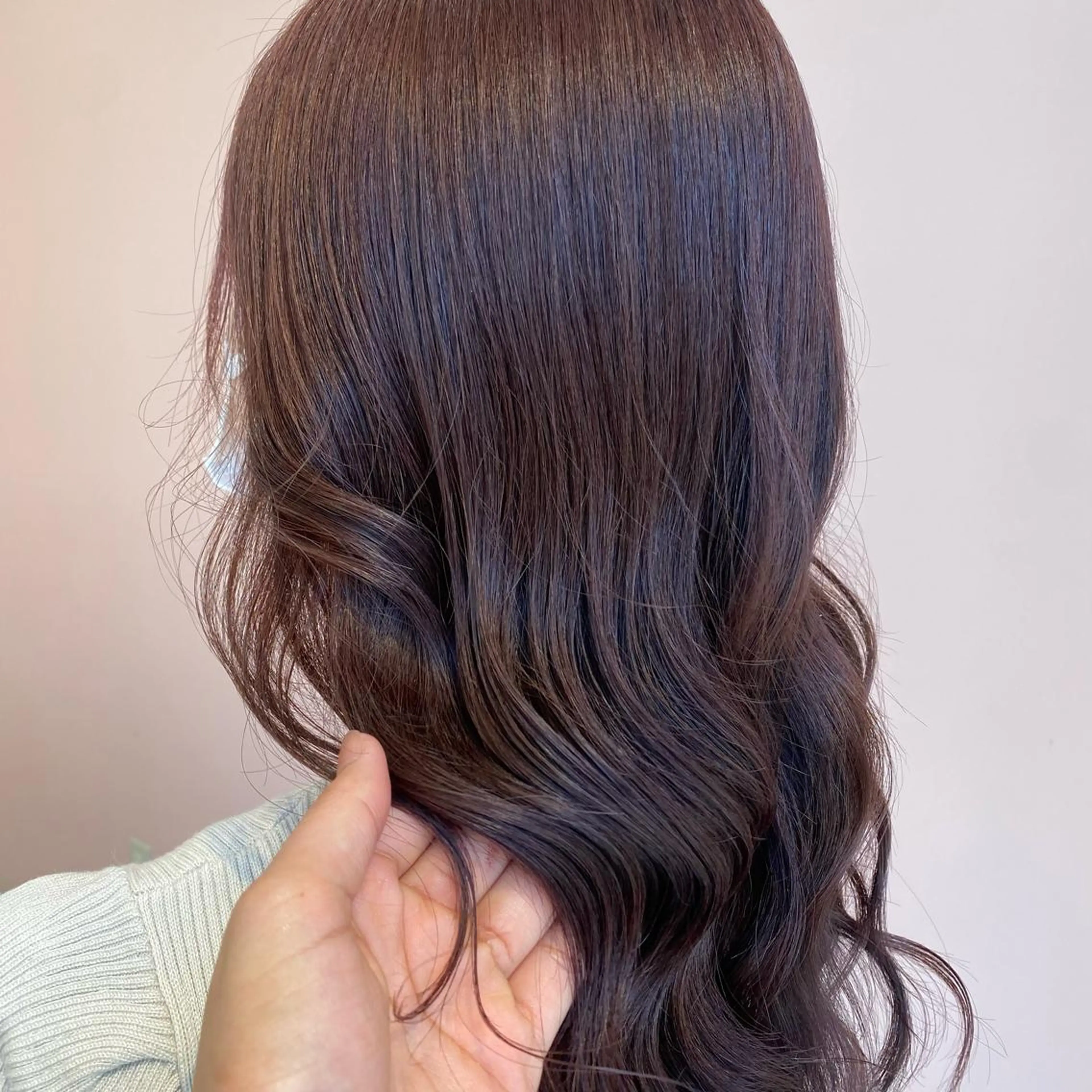 ロング カラー Vélua/miiu所属・韓国束感まつ毛 /Takaのマツエク・マツパデザイン