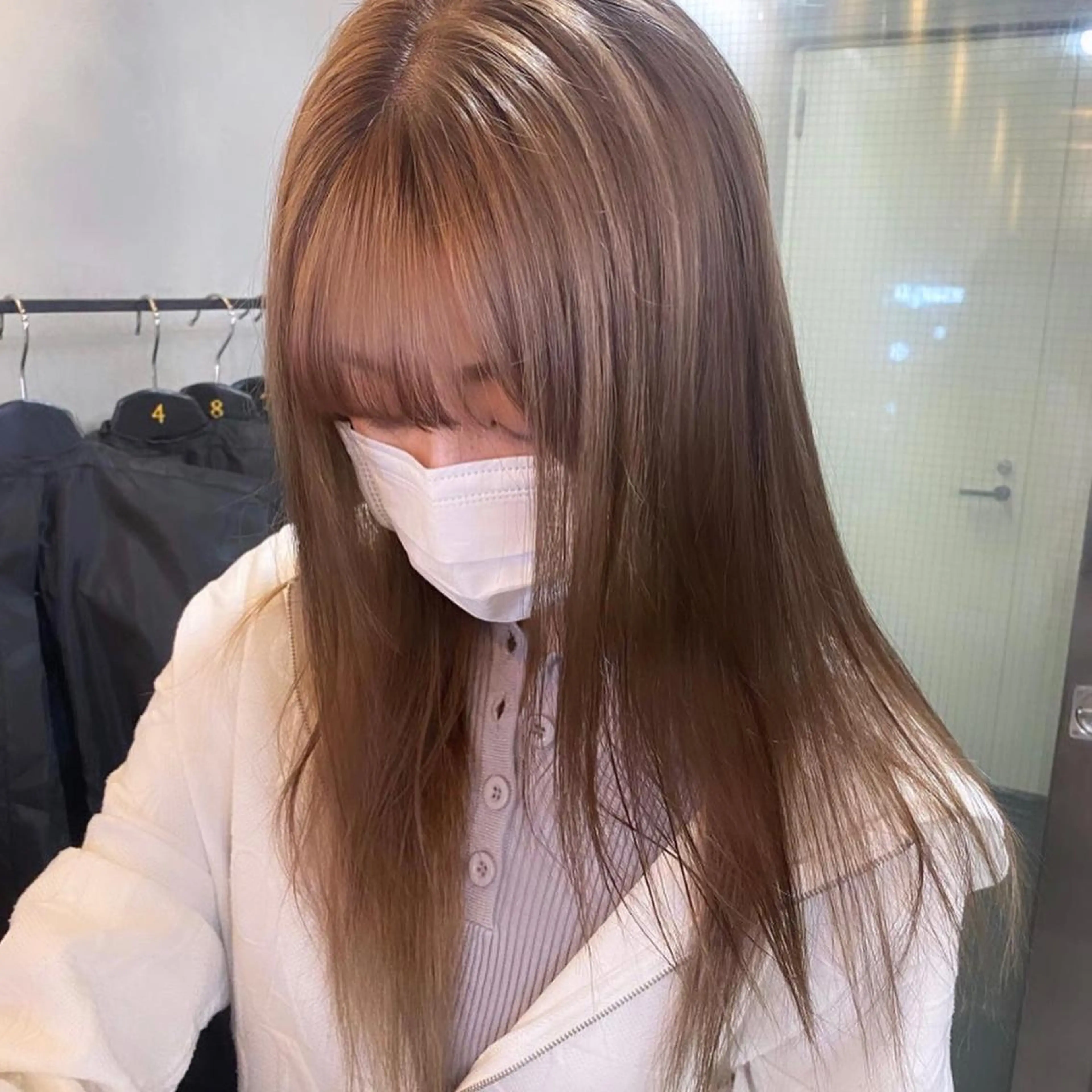 セミロング アッシュ ラベンダーベージュ ヨシンモリ 韓国風ヘア レイヤーカット 透明感/韓国風 🤍moeka🤍のヘアスタイル