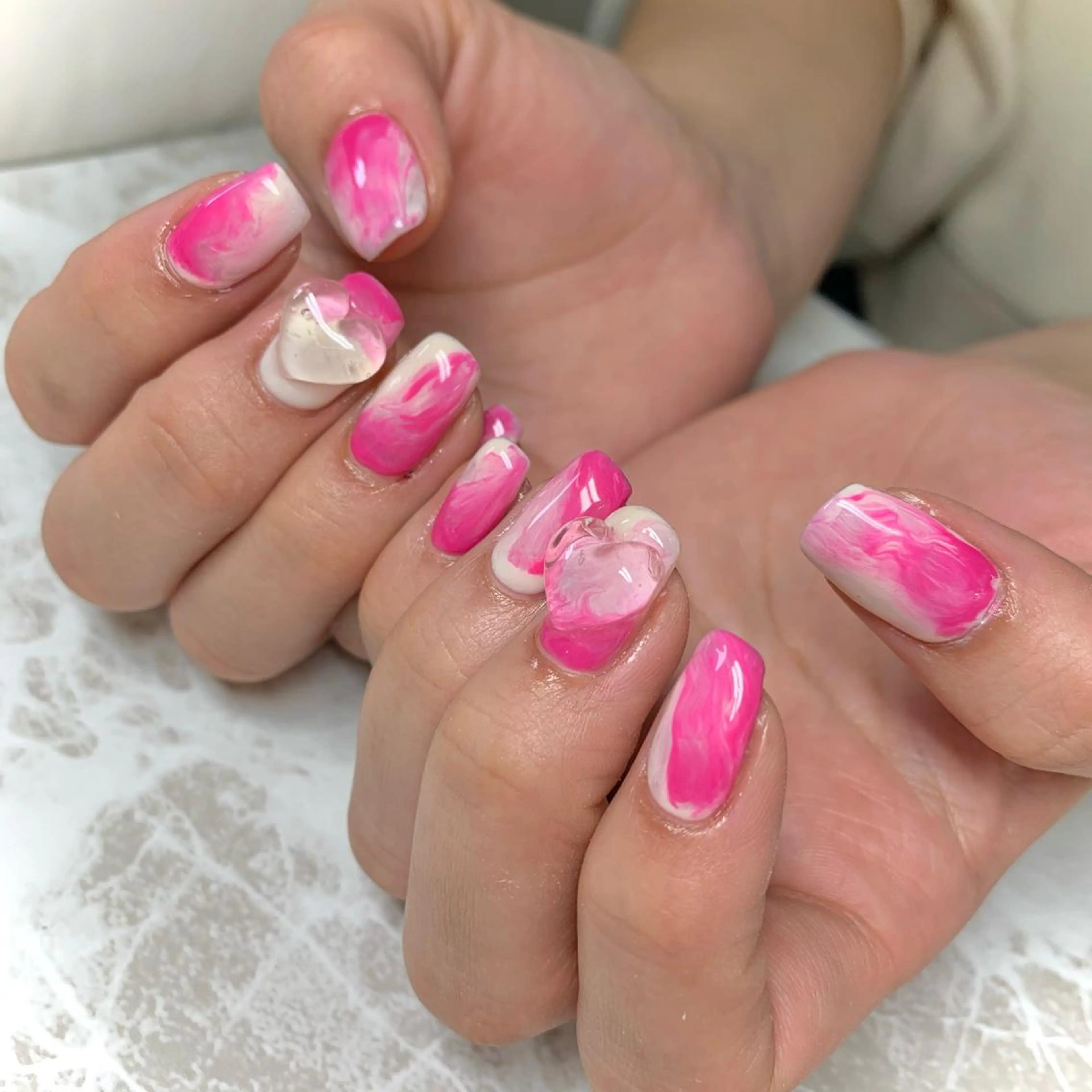 ネイル ハート ぷっくりネイル LULU LIMAのネイルデザイン