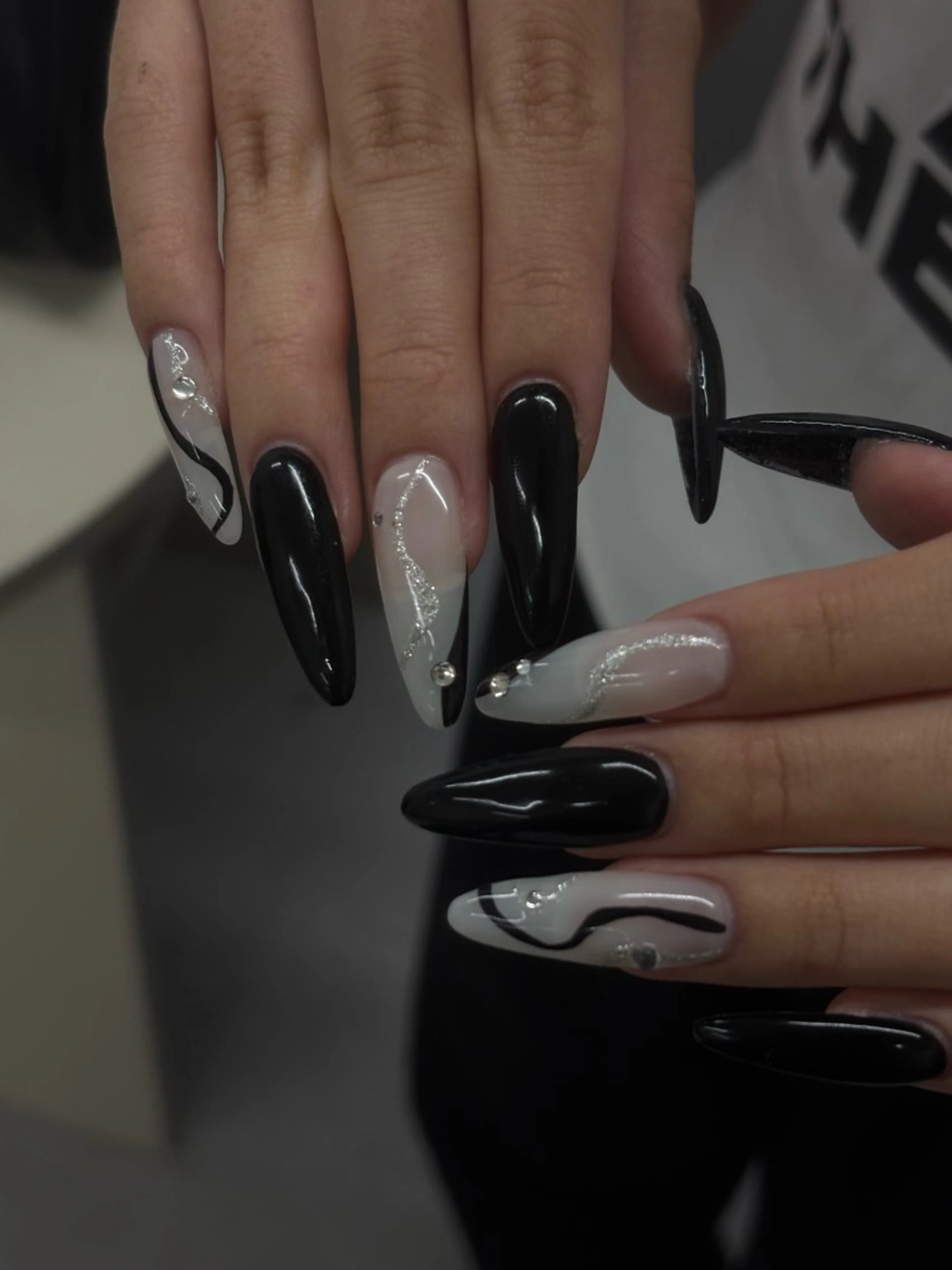 ネイル ハンドネイル ハンドケア schon  本八幡店所属・Schon🫧 yuna🫧のネイルデザイン