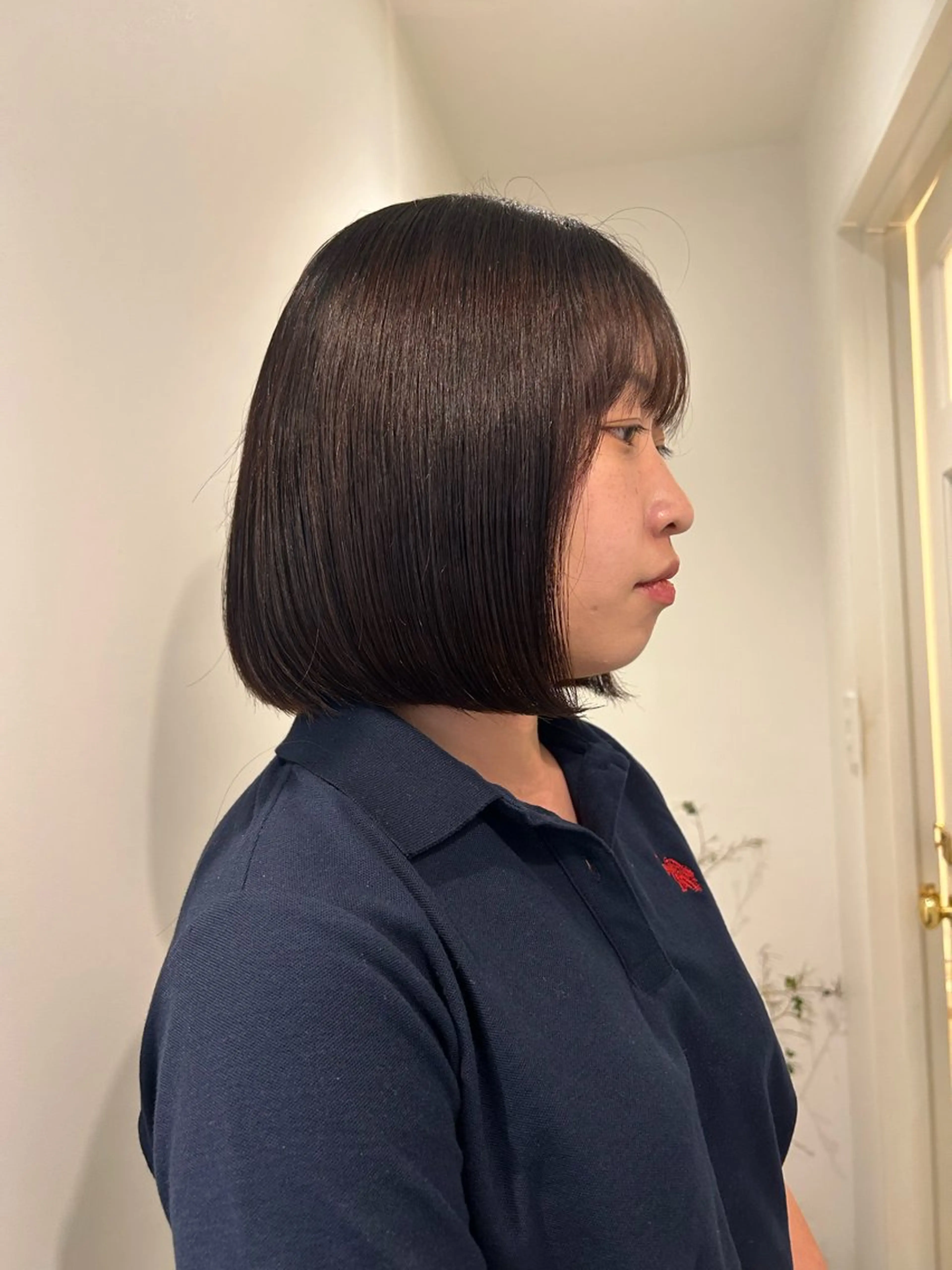 ミディアム ボブ 湯浅 美葉のヘアスタイル