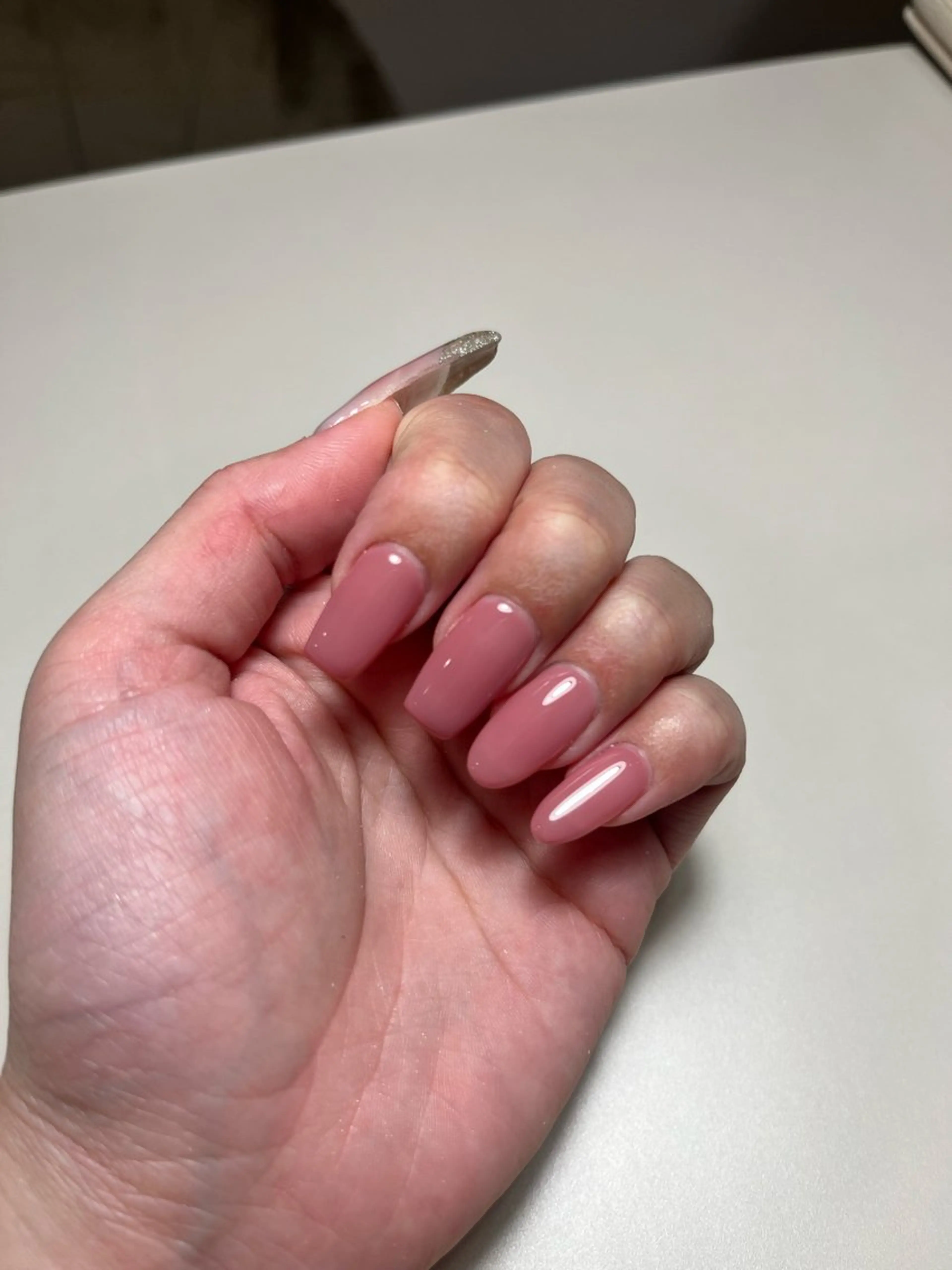 ネイル パラジェル認定サロンetoile【エトワール】所属・谷 志帆梨のネイルデザイン