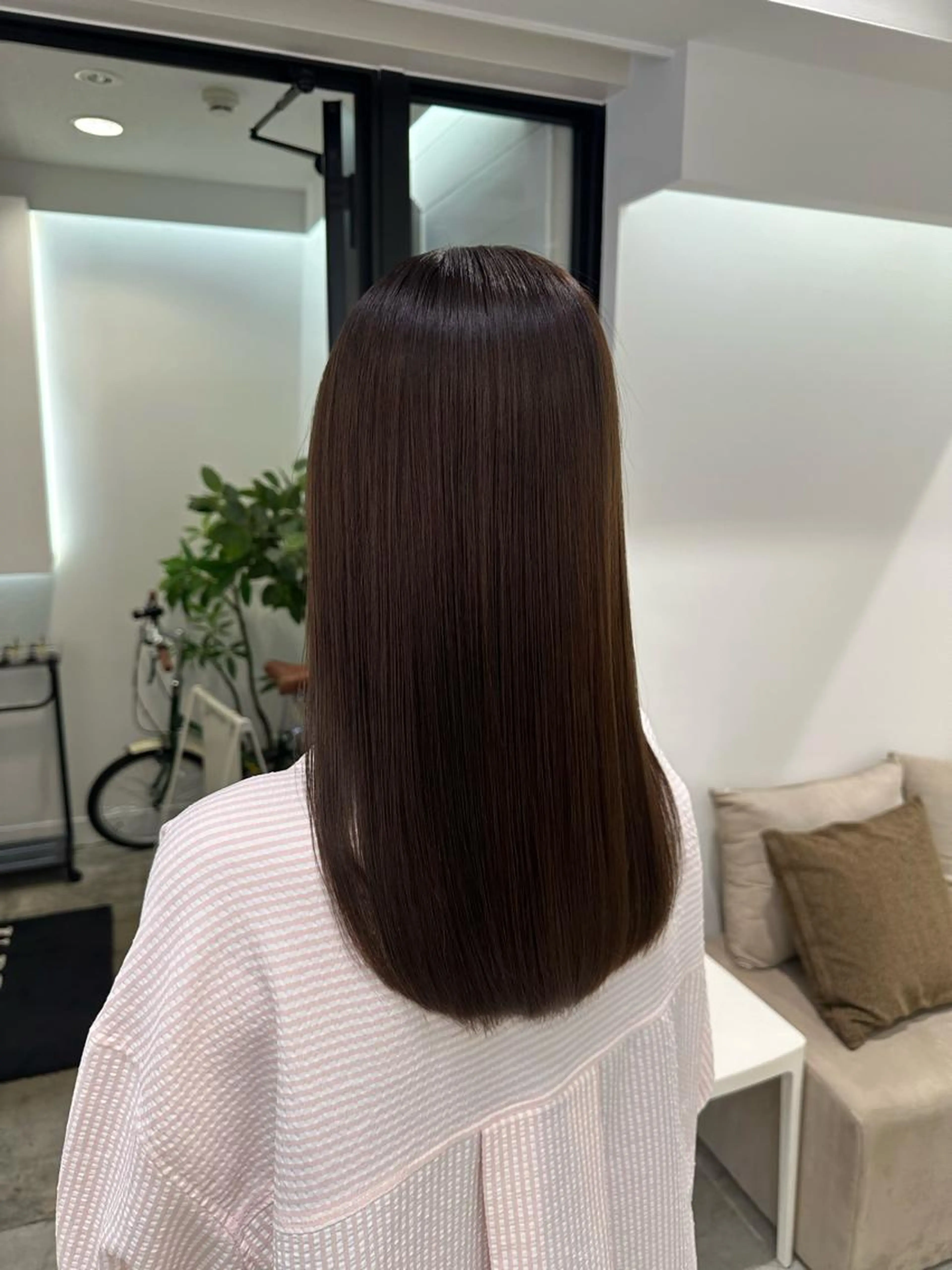 【女性限定】カット+プレミアム縮毛矯正+ケアトリートメントの写真