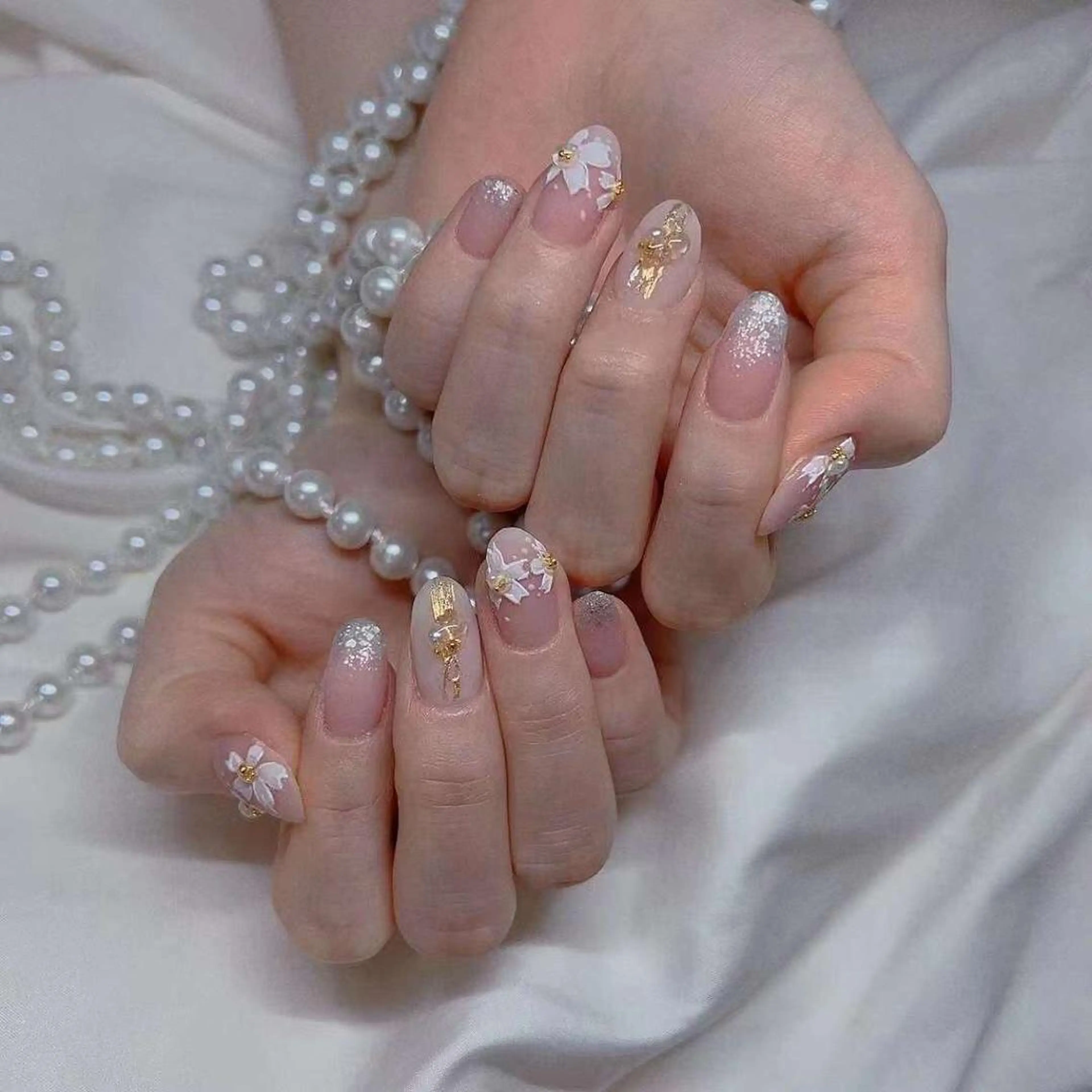 ネイル ハンドネイル リ サのネイルデザイン