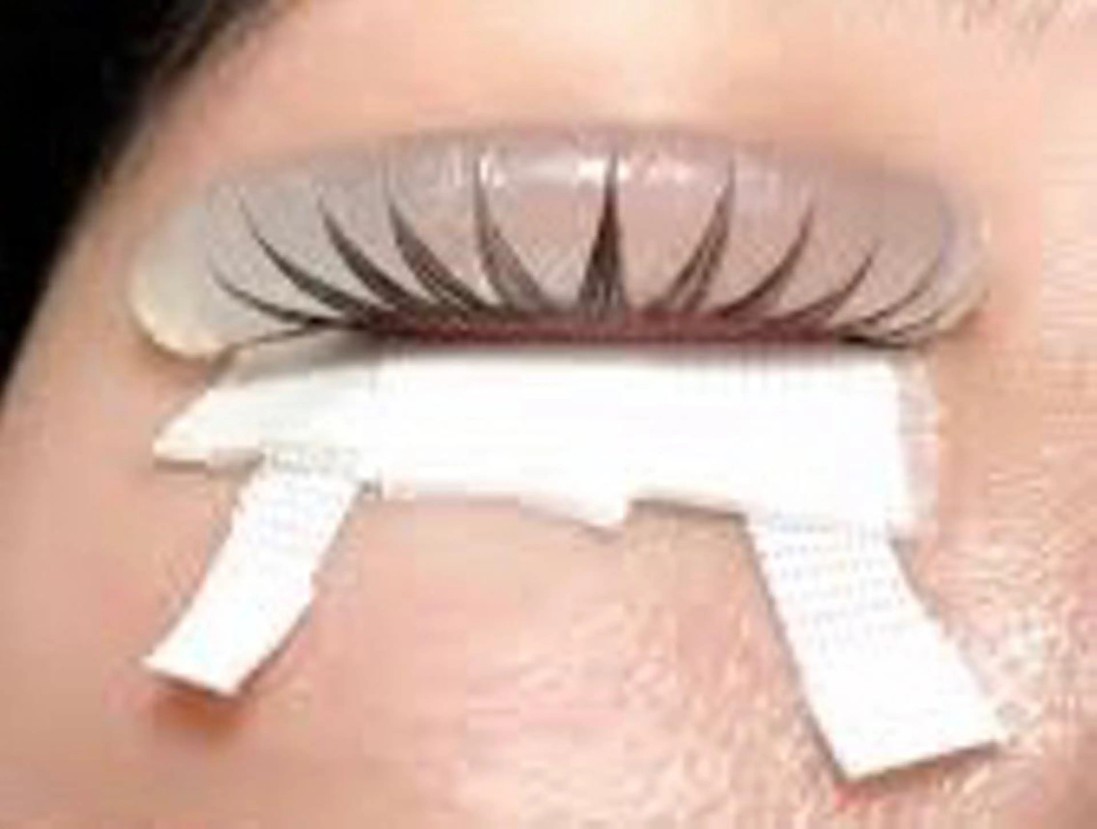 人気上昇☆韓国風☆束感まつげパーマの写真