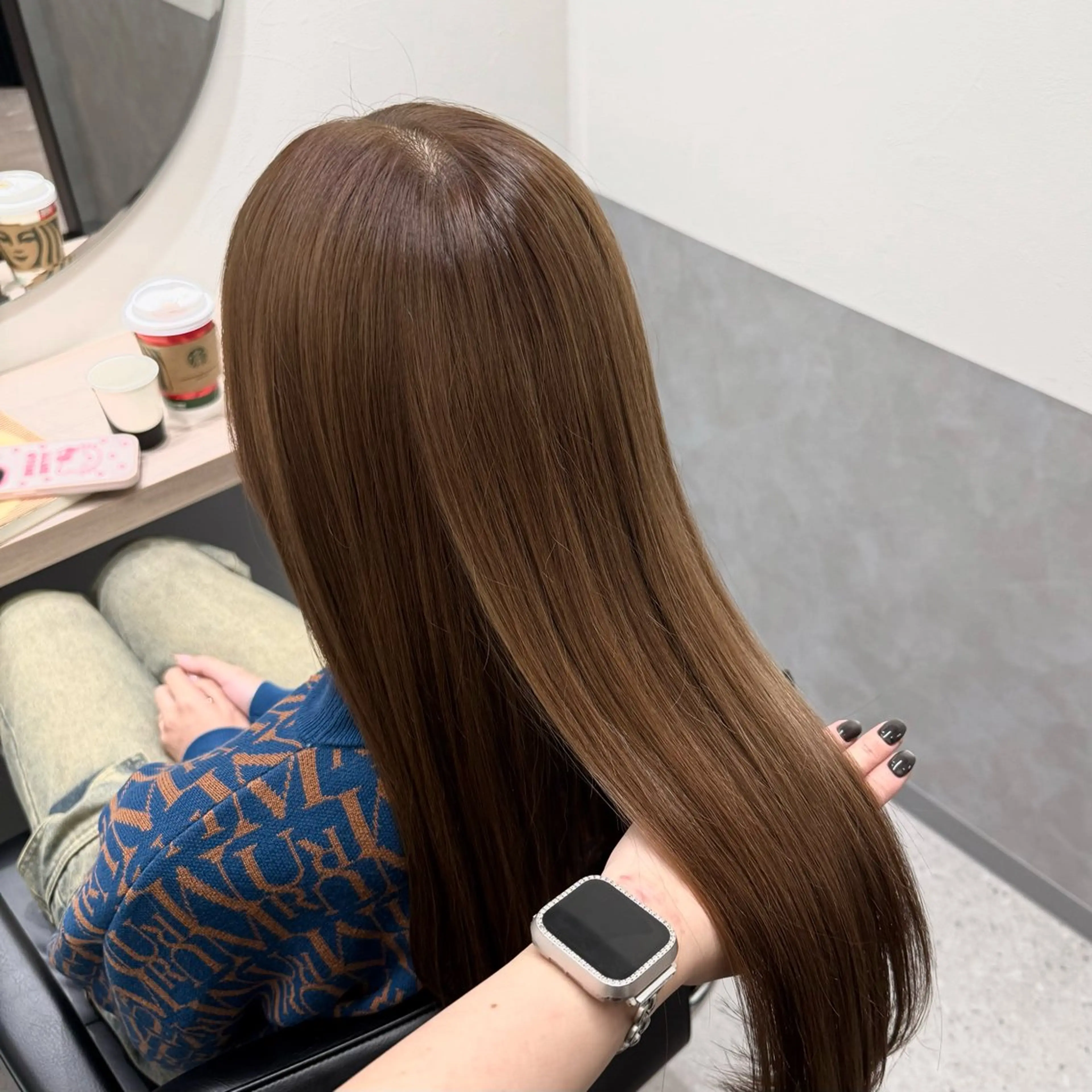 ロング カラー ブリーチ ブリーチなしカラー 卒業式のヘアスタイル Fūna︎| 池袋 |モデル募集中のヘアスタイル