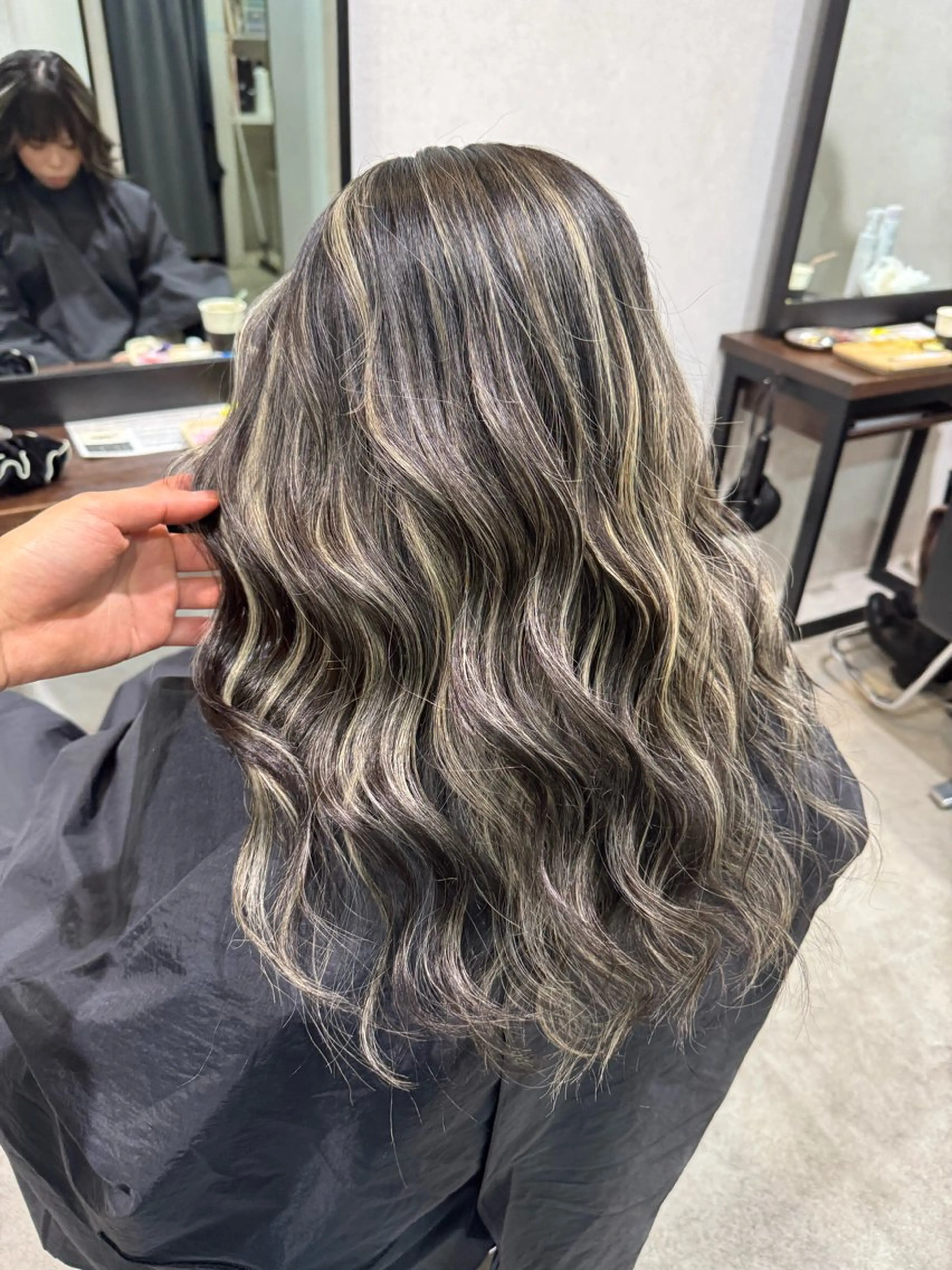 ロング カラー merly miinaのヘアスタイル