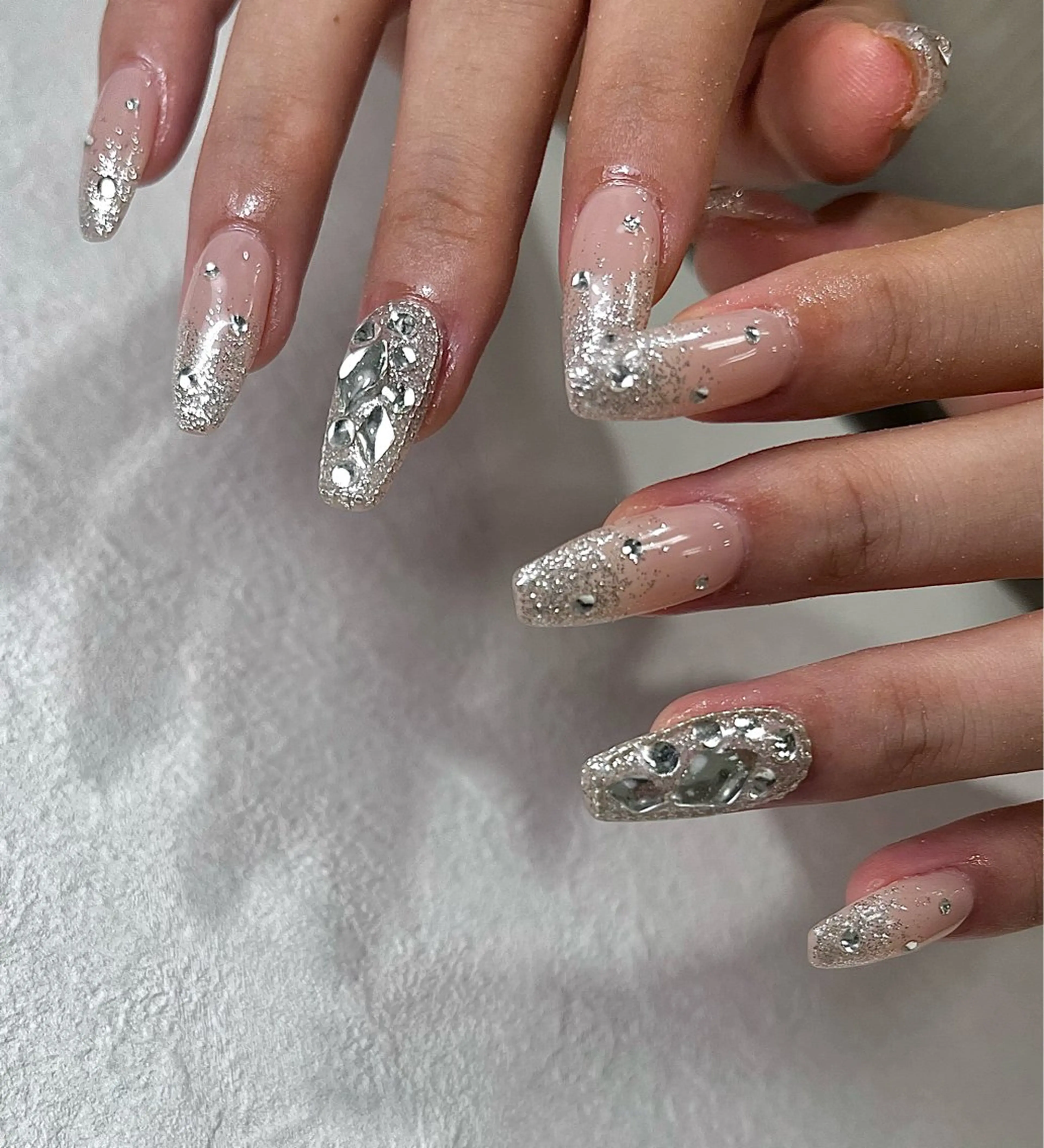 ネイル 長さ出し グラデーション キラキラネイル 韓国ネイル ラメ(グリッター) ハンドネイル para ☀︎ sol by BECK所属・Para Sol nail　Maoのネイルデザイン