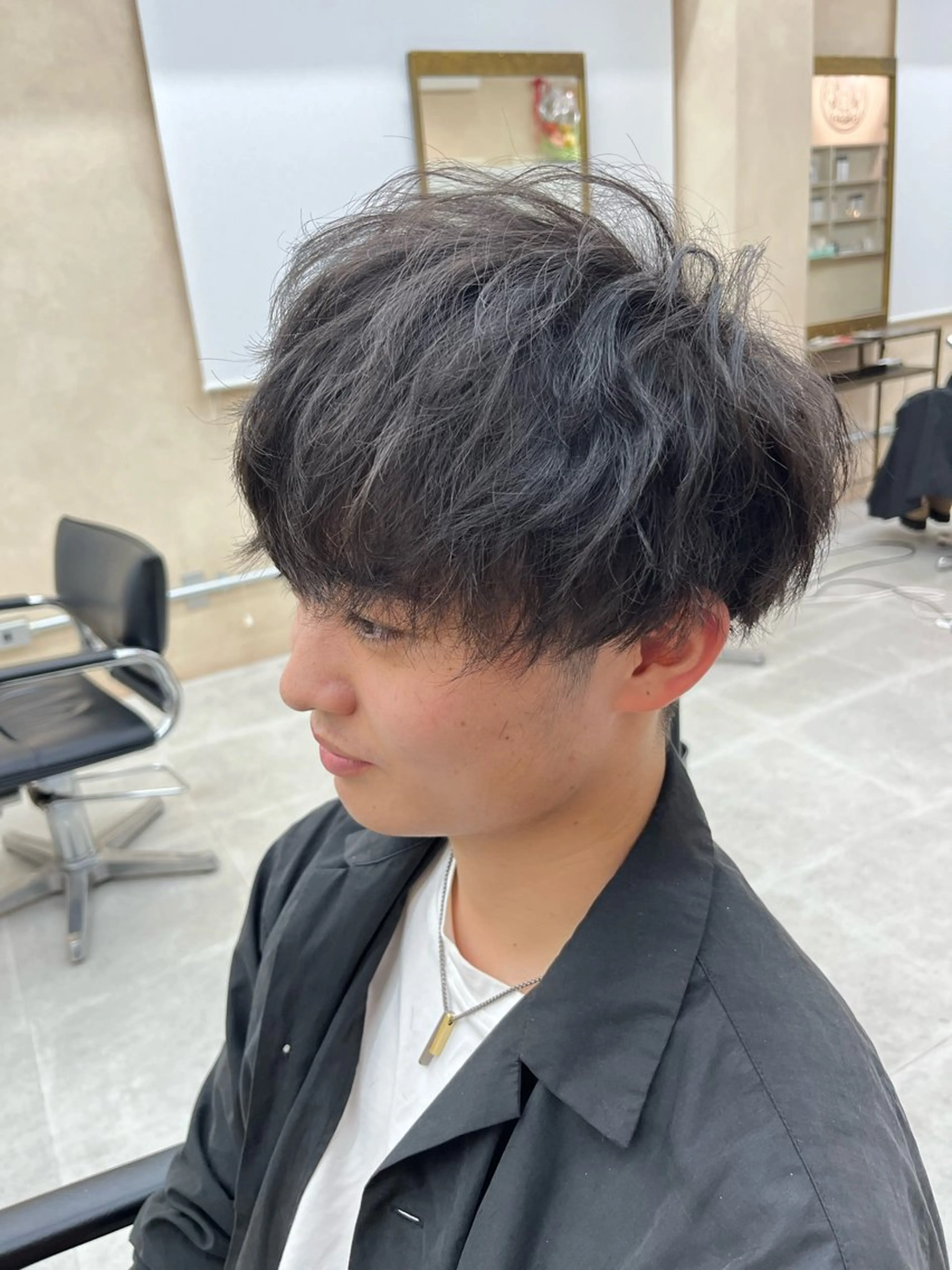 ショート パーマ メンズ TRIERA 増川のヘアスタイル