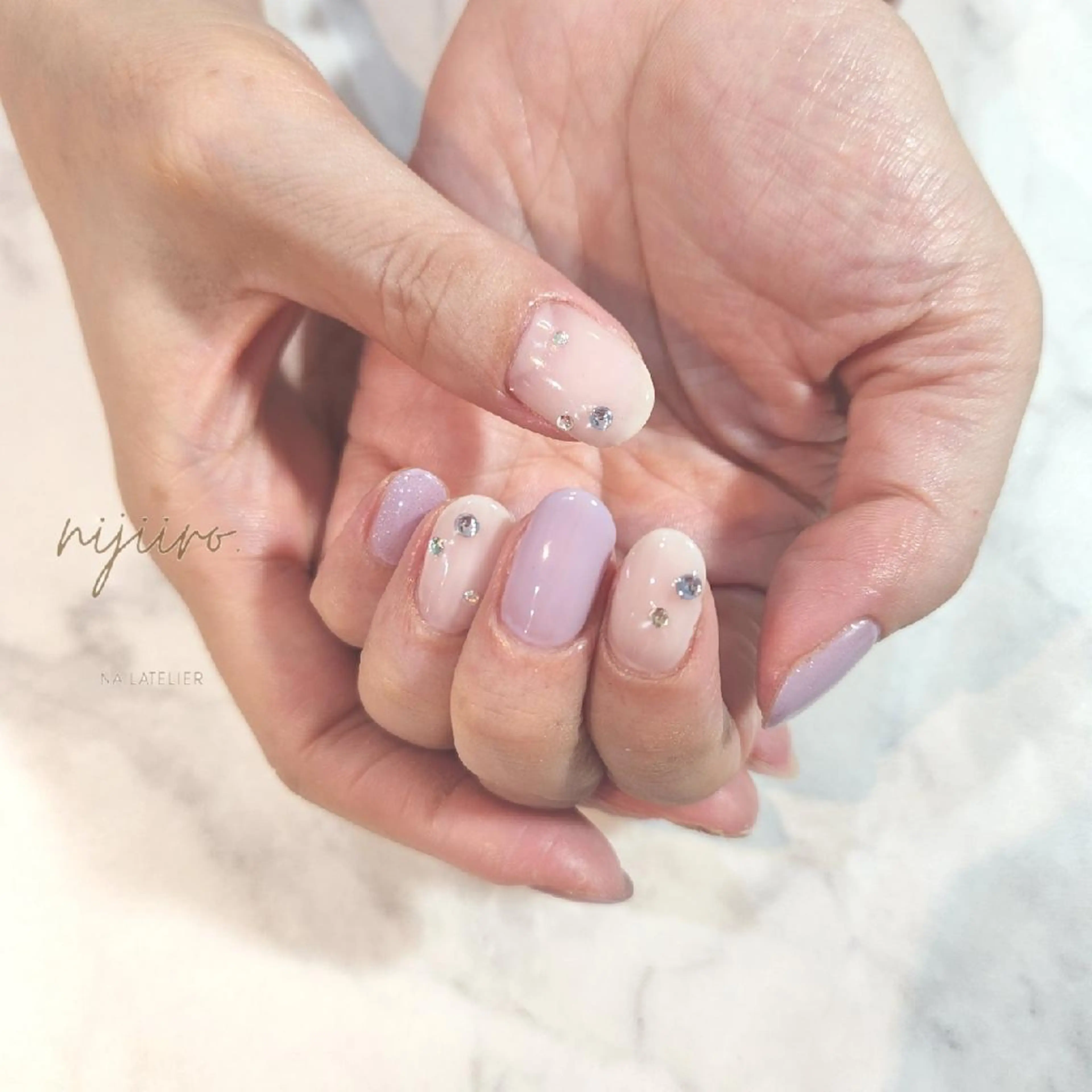 ネイル ハンドネイル nailatelier nijiiro.所属・nijiiro🌈 サトウのネイルデザイン