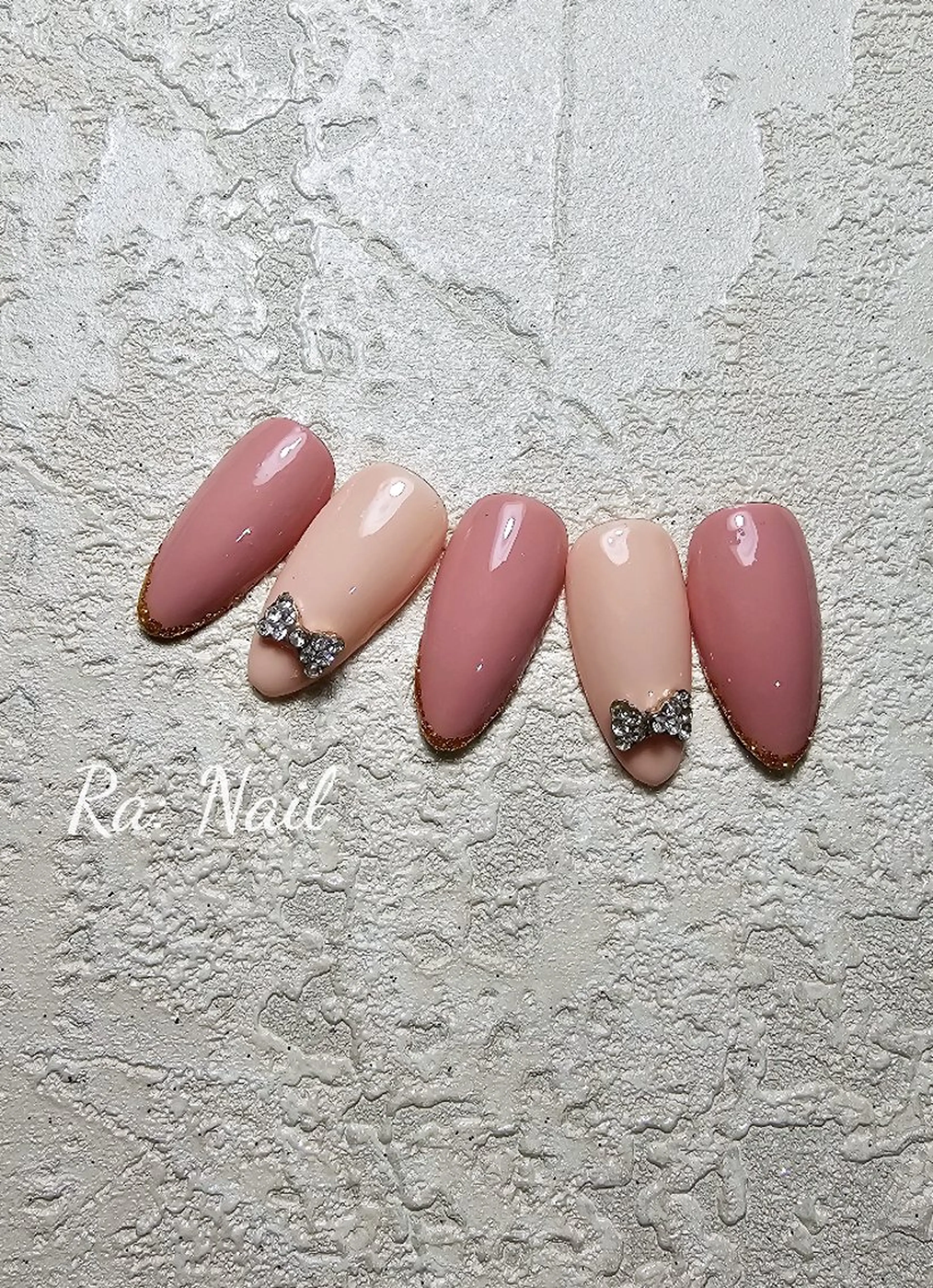ネイル ジェルネイル リボン Ra: Nail所属・Ra: nail    西新 韓国ネイルのネイルデザイン