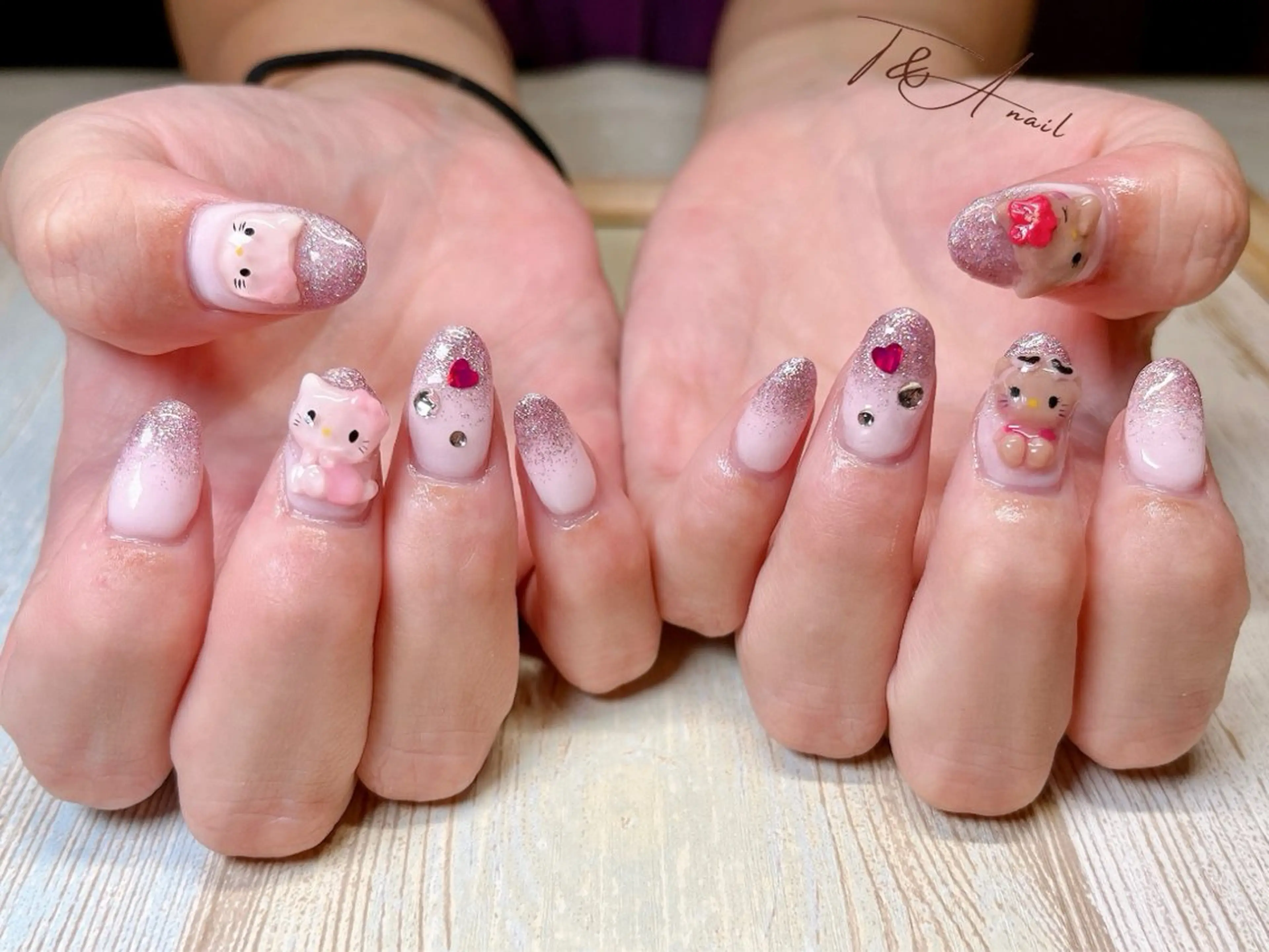 ネイル 長さ出し ピンク スカルプネイル ハンドネイル T&A nailのネイルデザイン