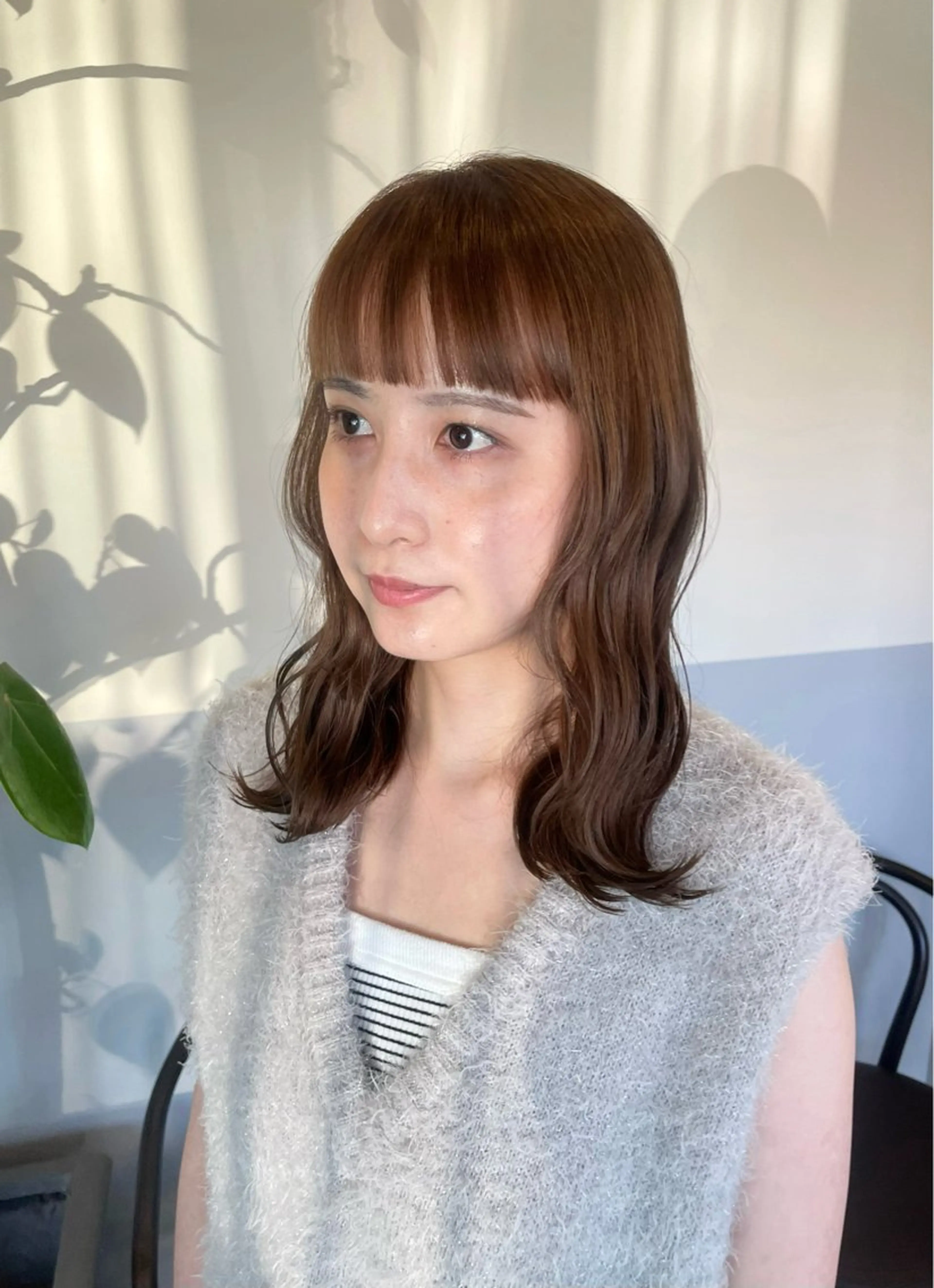 セミロング 小久保 里紗のヘアスタイル