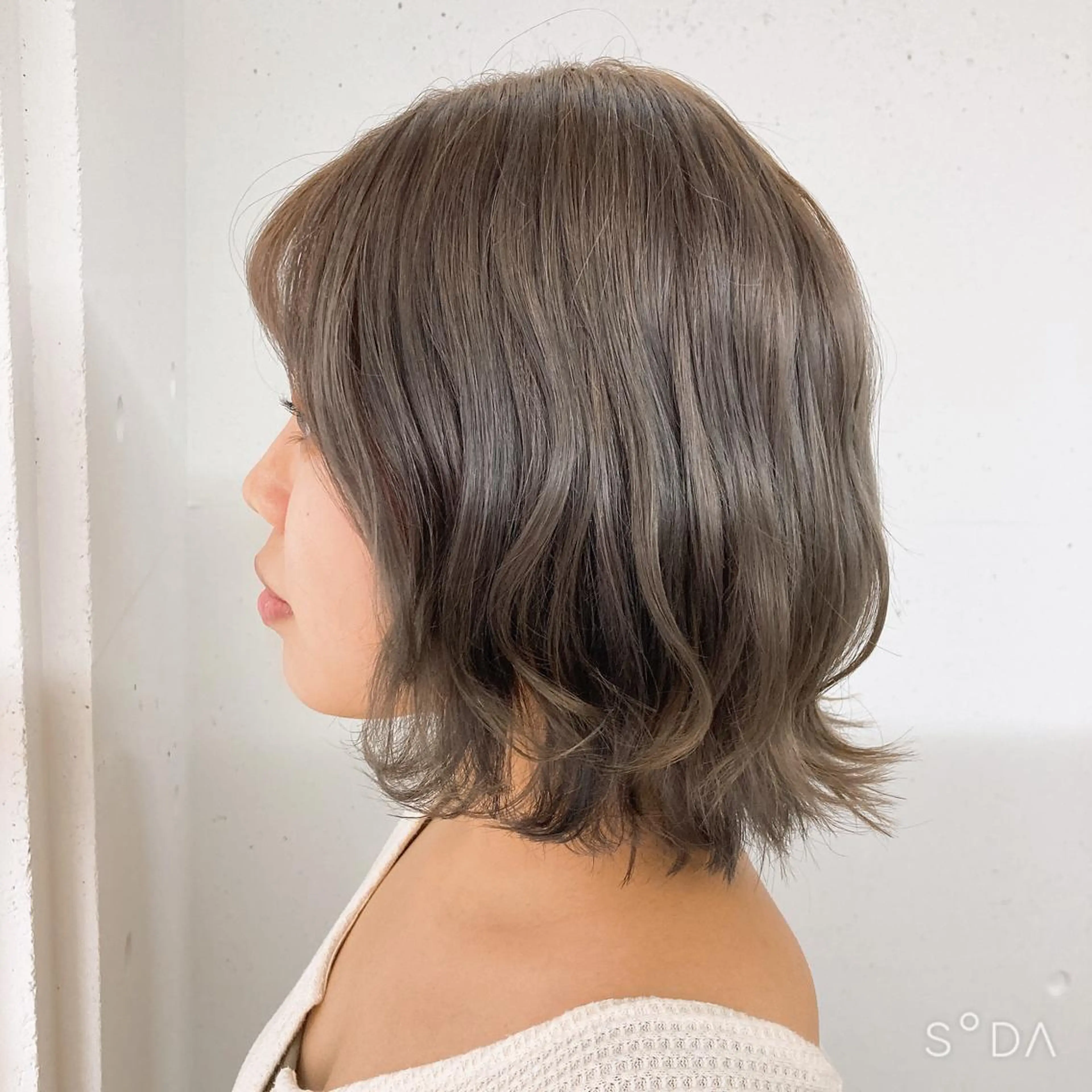 ショート カラー グレージュ カット ヘアカラー ミルミー美容室所属・🦄💒💓齎藤 七海子🦄💒💓のマツエク・マツパデザイン