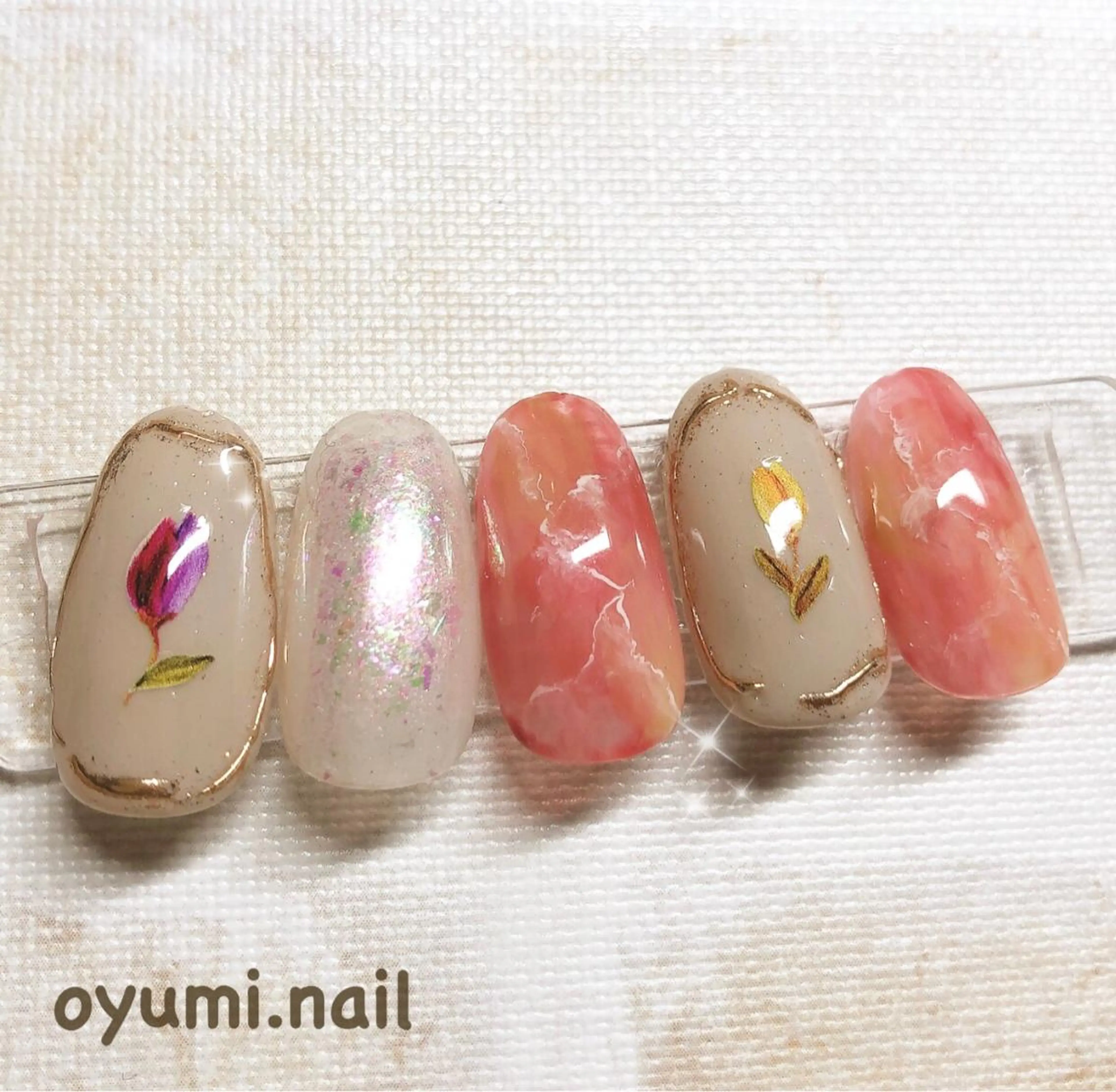 ネイル アートネイル フラワーネイル ジェルネイル グラデーション 韓国ネイル ハンドネイル takanashi yumiのネイルデザイン