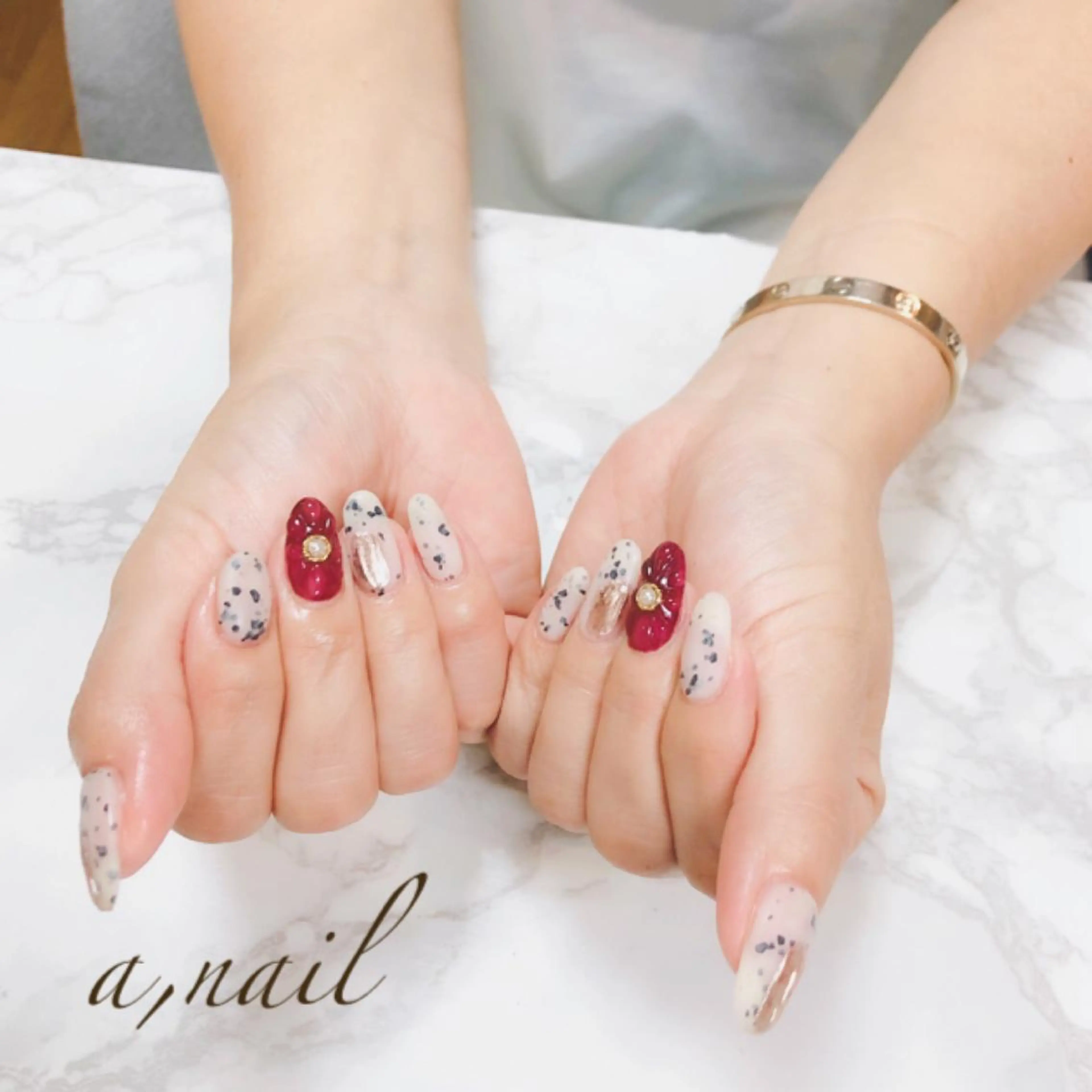 ネイル フラワーネイル フットネイル ジェルネイル グラデーション マットネイル ハンドネイル ネイルサロン エーネイルのネイルデザイン