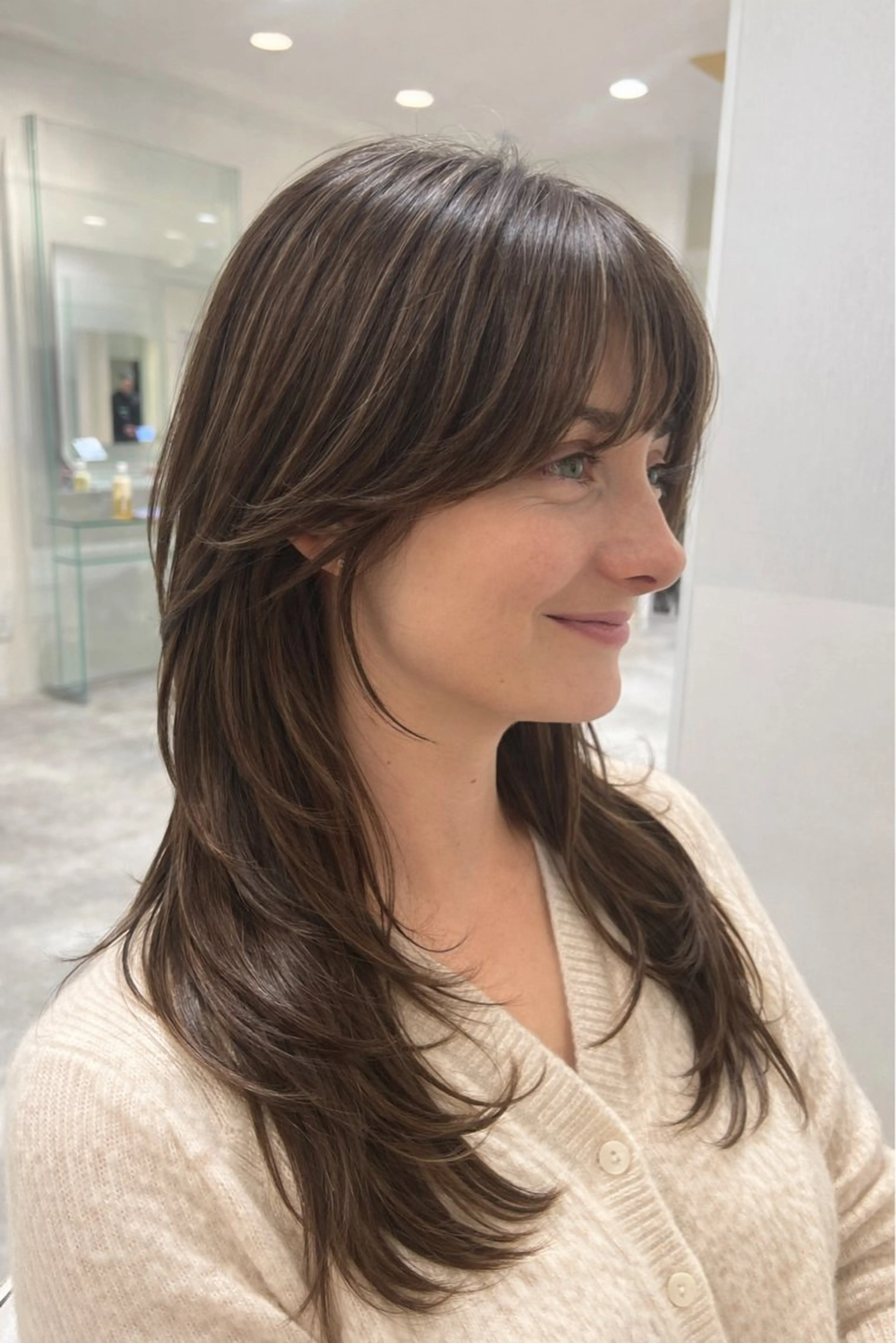 カラー 透明感のある艶髪なら 矢場町駅4番出口すぐのヘアスタイル