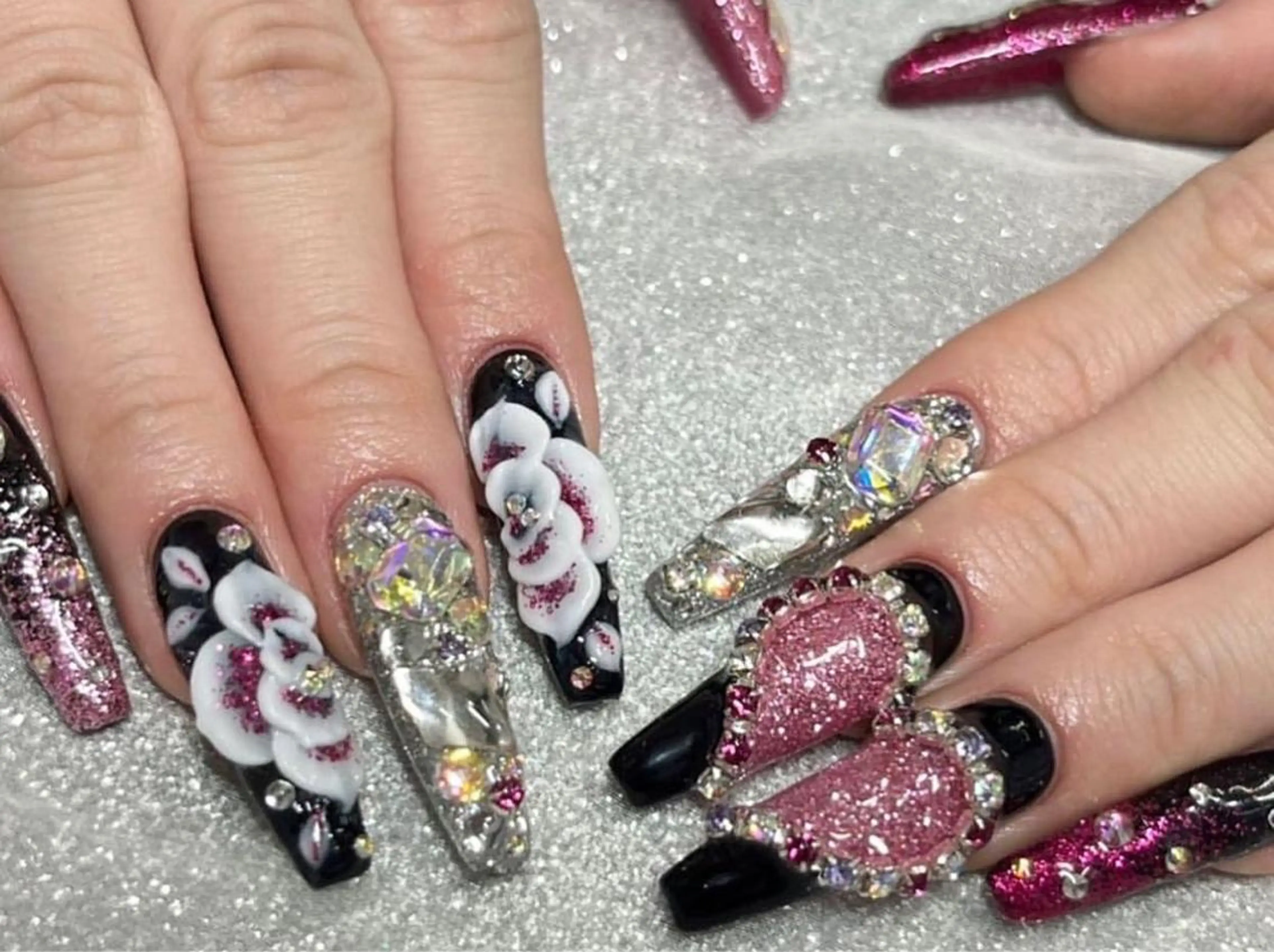 ネイル 成人式 スカルプネイル NAILSGOGO shibuyaのネイルデザイン