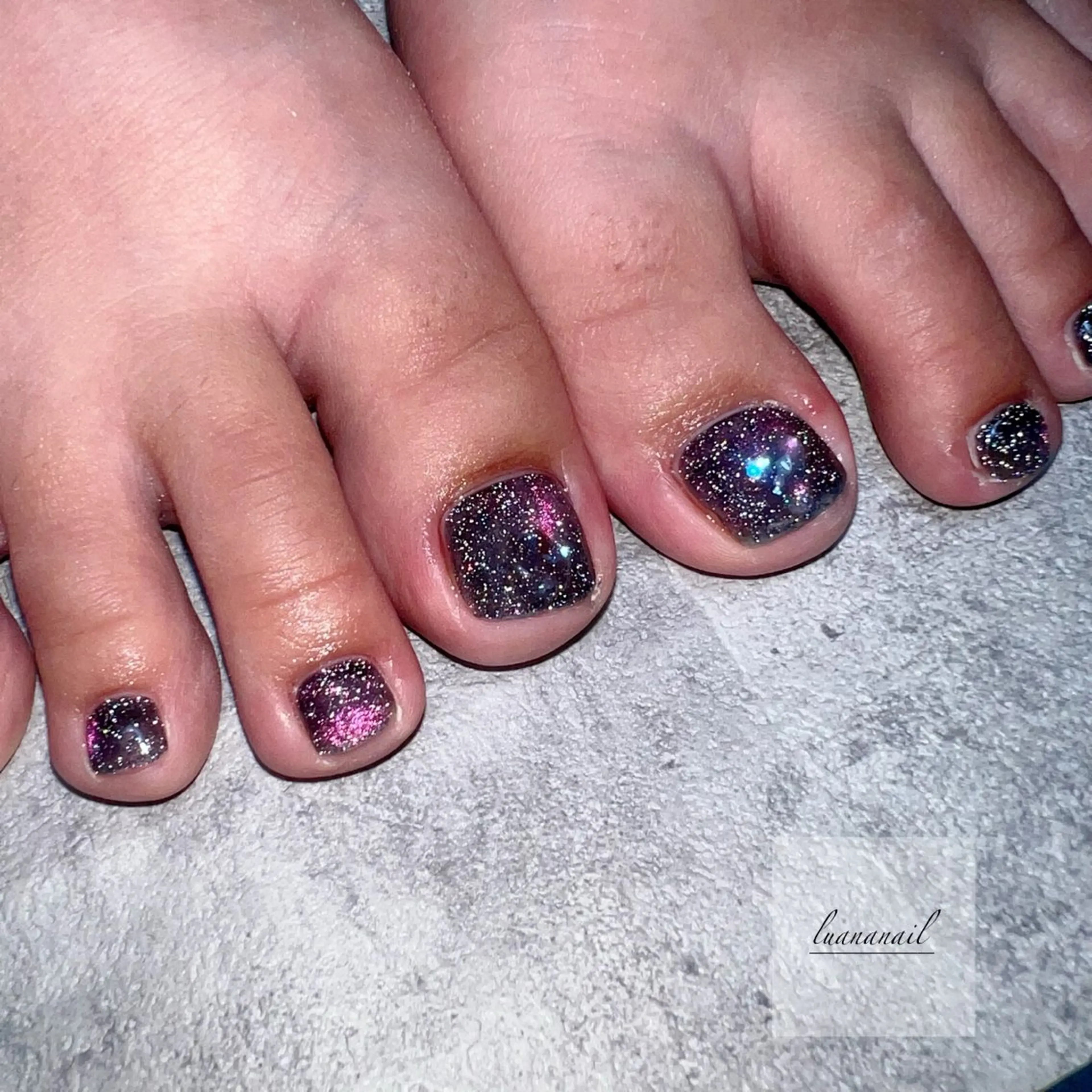 新規様限定✨️フットネイル🐾マグネットorフラッシュ期間限定！40%オフの特別価格💅の写真