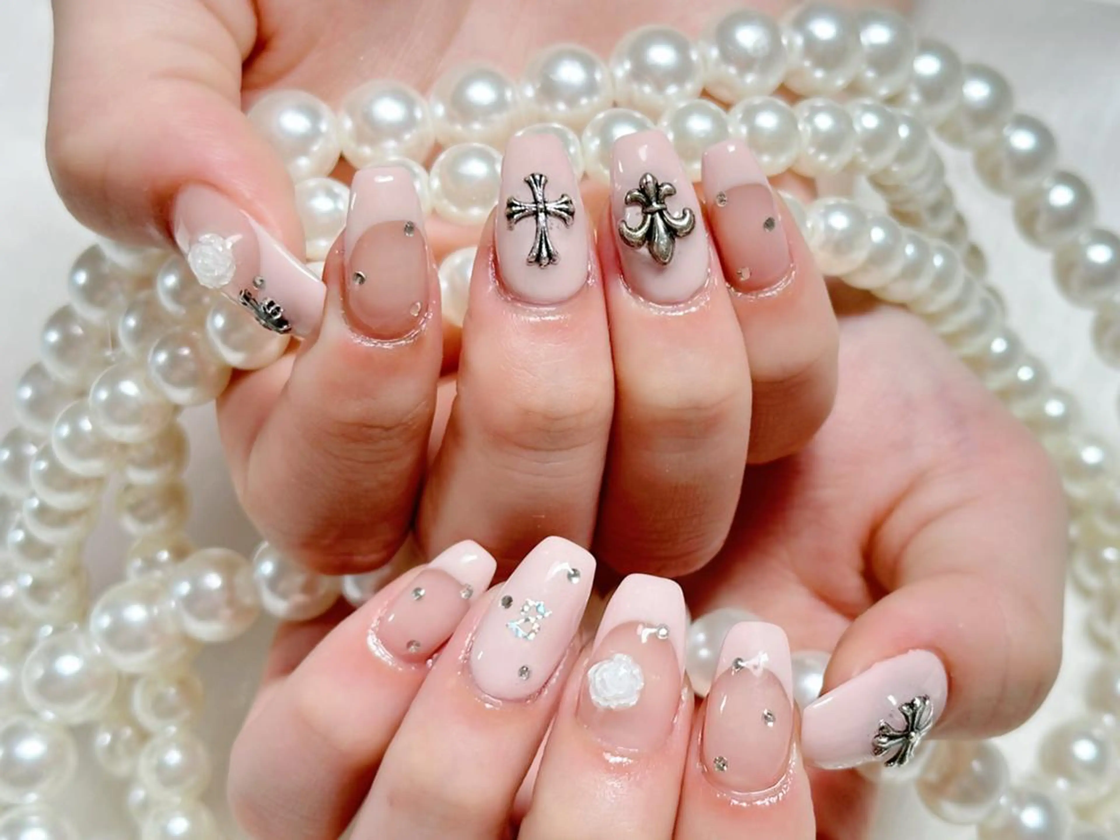 ネイル アートネイル クリアネイル 成人式 長さ出し フラッシュネイル ハンドネイル Ru na🍳のネイルデザイン