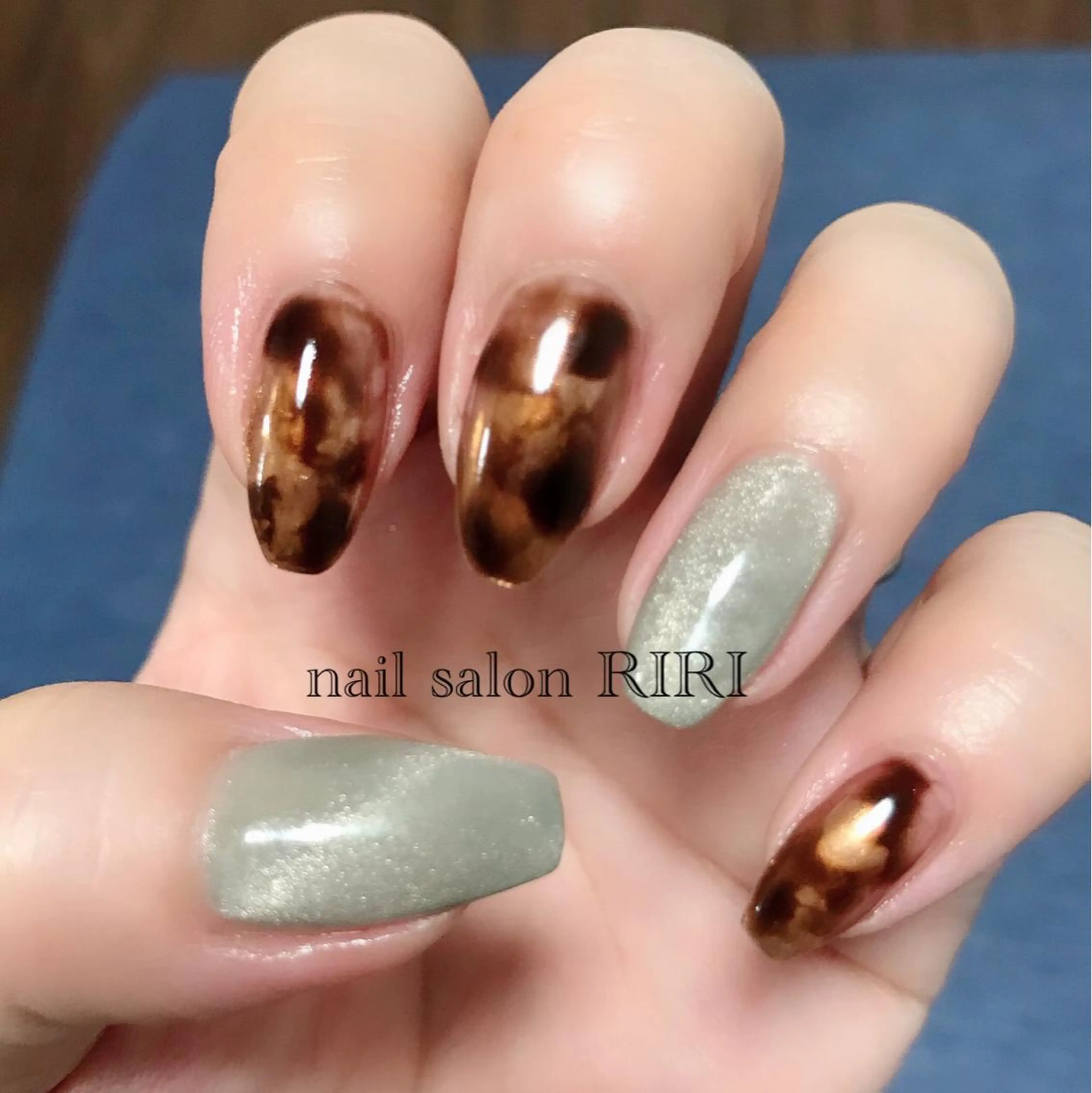 ネイル べっ甲ネイル マグネットネイル private  nail  salon RIRI所属・RIRI リリのネイルデザイン