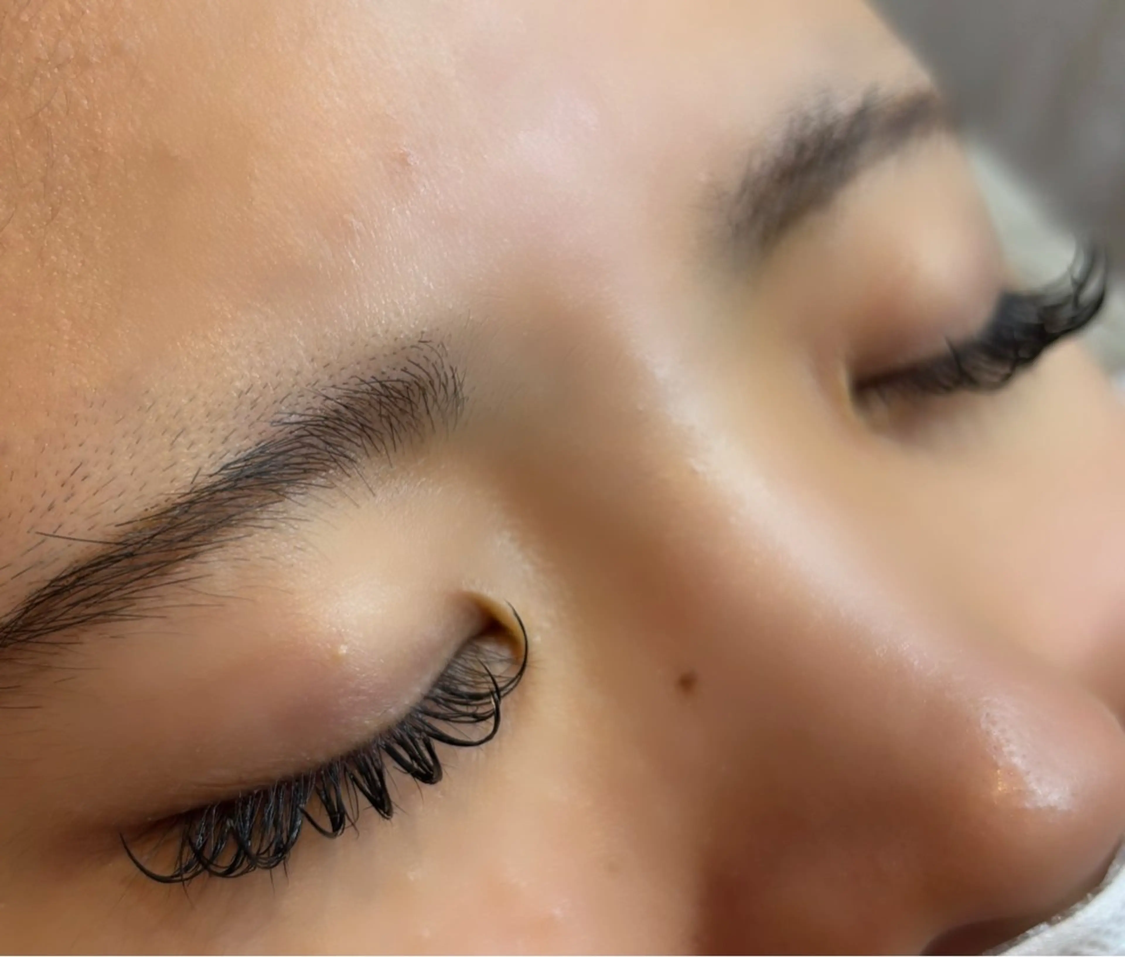 マツエク・マツパ バインドロック Luxe 星野の眉毛・アイブロウイメージ