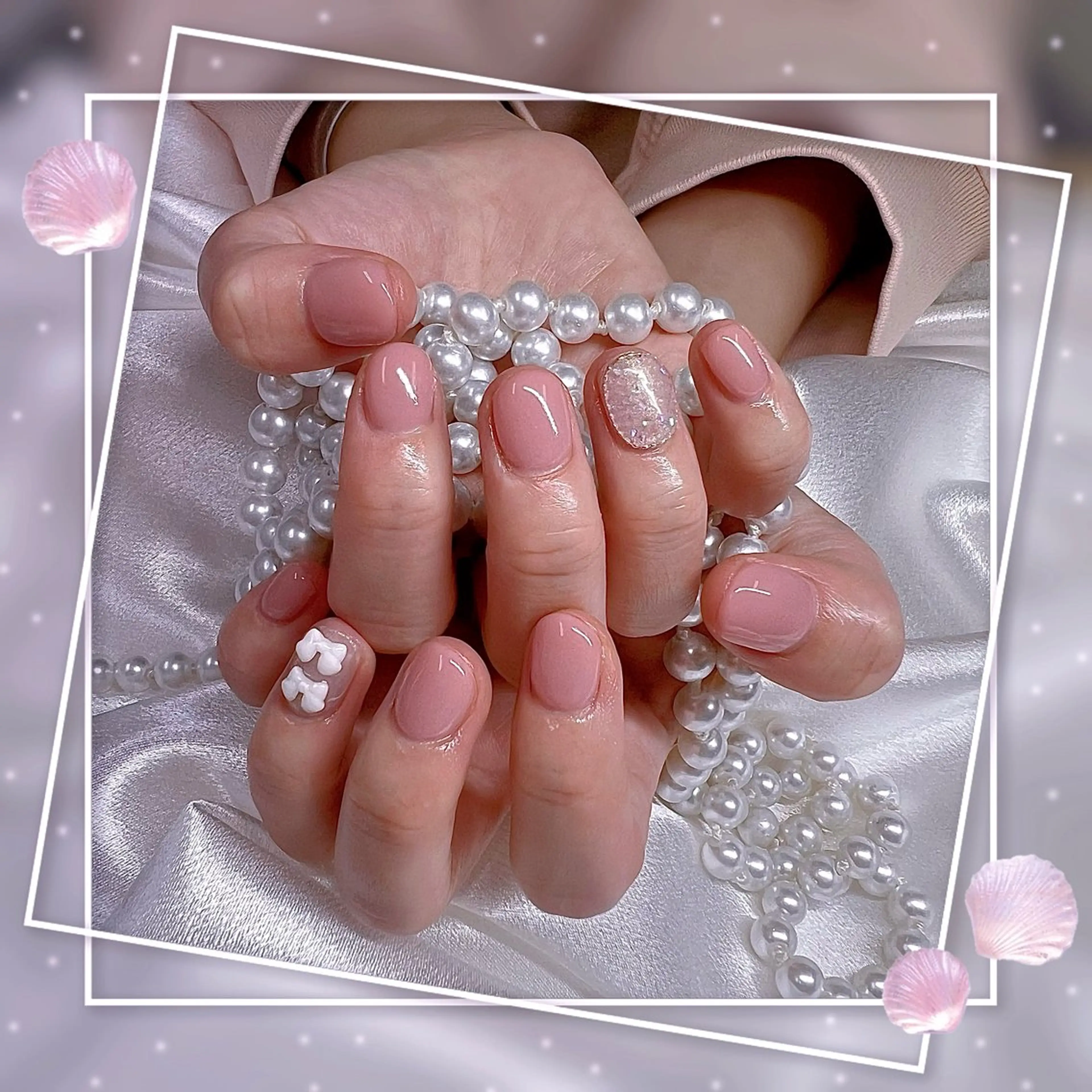 ネイル フレンチネイル グラデーション キラキラネイル 韓国ネイル マグネットネイル ハンドネイル Chill Nailsalonのネイルデザイン