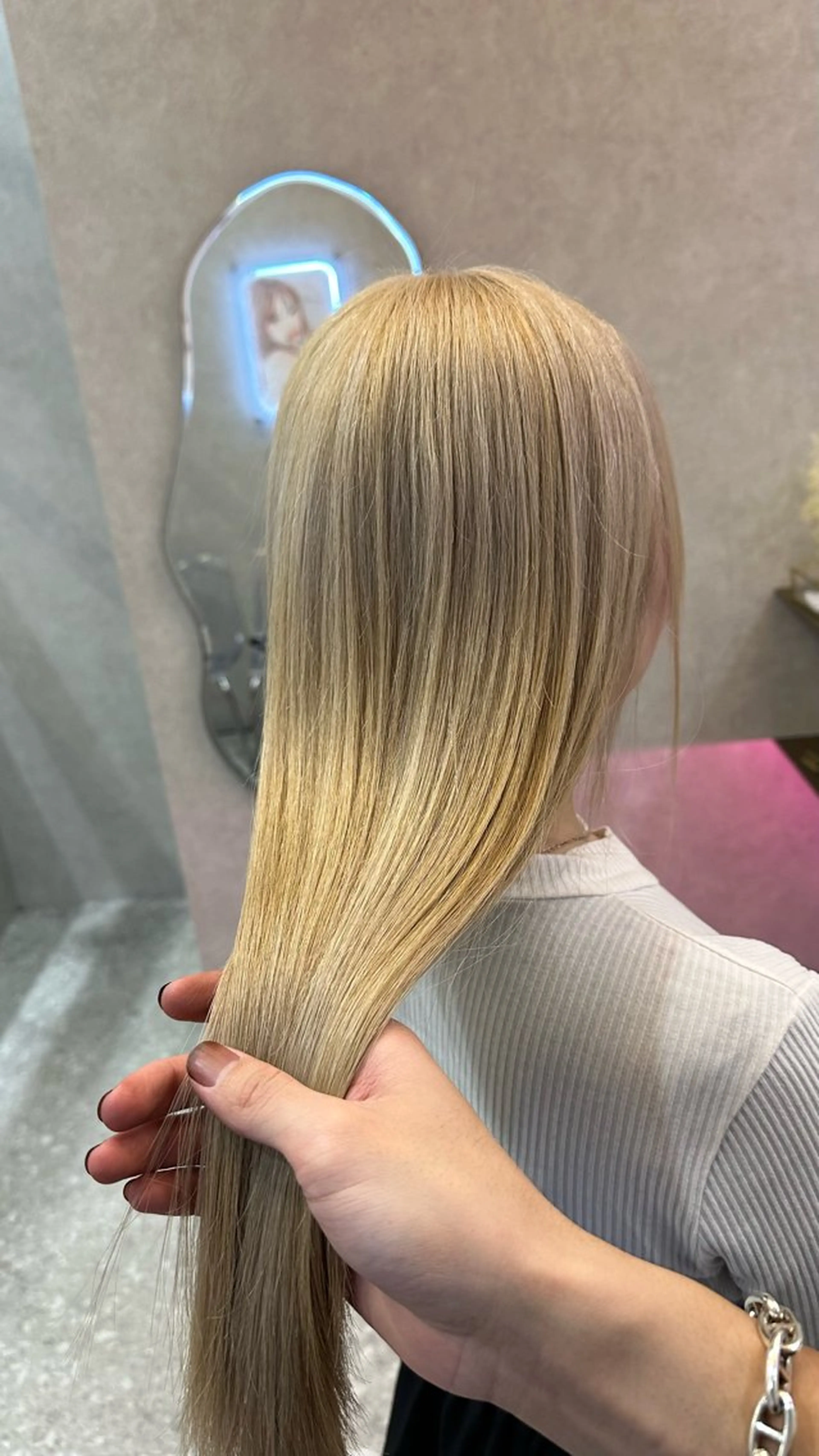 ロング カラー ダブルカラー 韓国レイヤーKYONのヘアスタイル