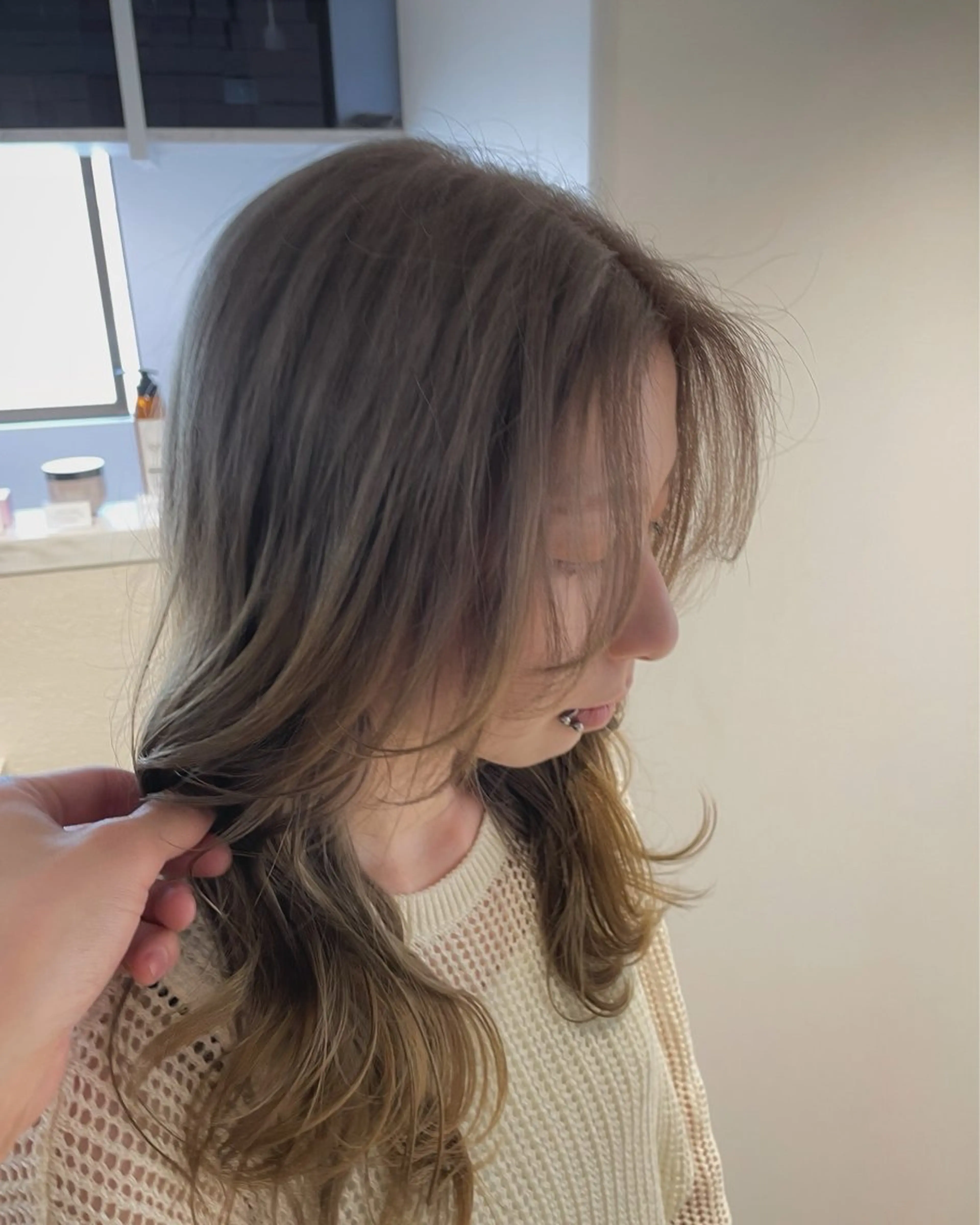 セミロング Miyamoto Yasuchikaのヘアスタイル