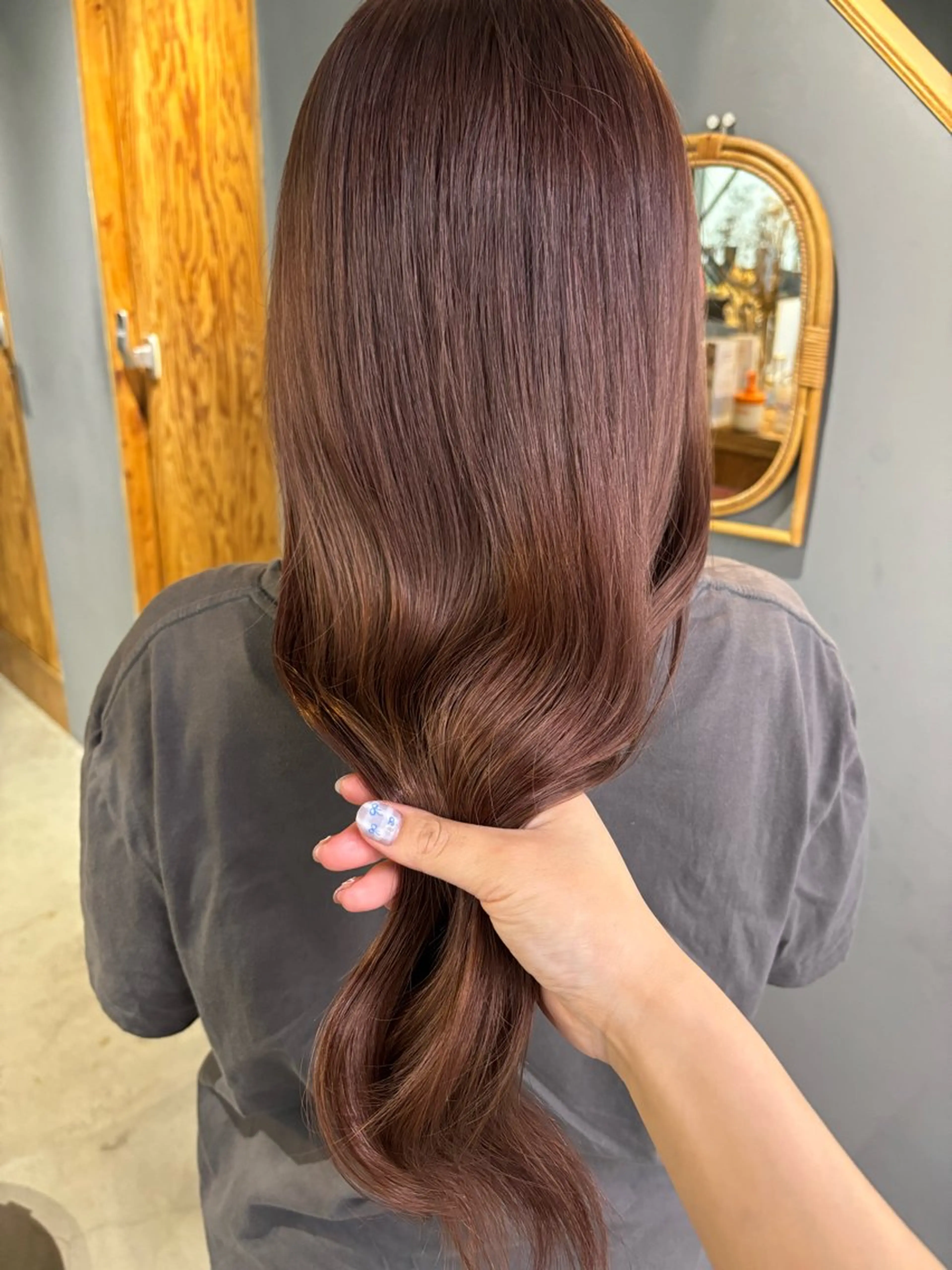 ロング カラー ベージュカラー ブリーチ ピンクカラー ピンクベージュ ヘアカラー トリートメント noa ☪︎のヘアスタイル