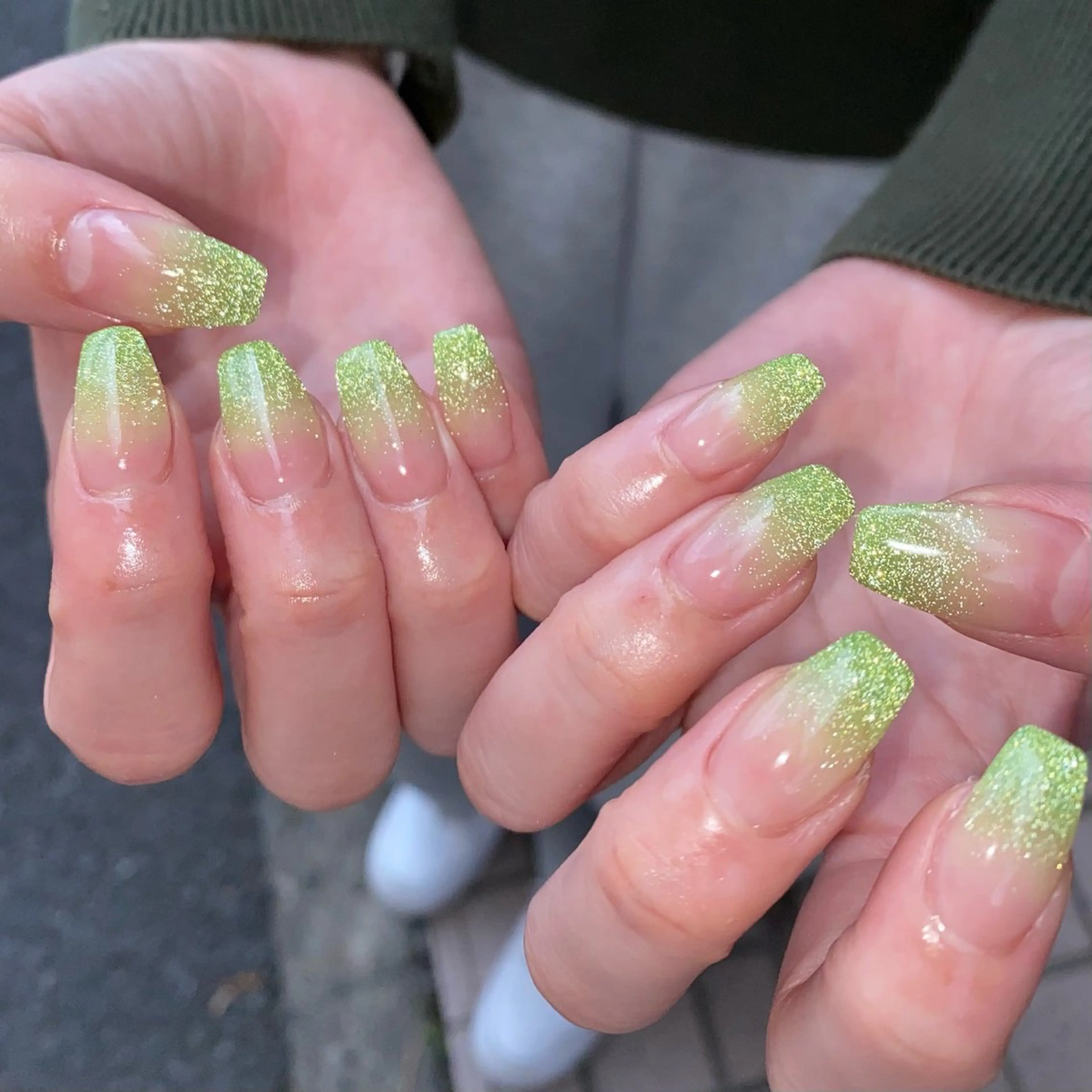 ネイル フラッシュネイル グラデーション ハンドネイル ハンドケア RaLa（ネイル&アイラッシュ）所属・🫧RaLa ⭐︎AYAKA🫧のネイルデザイン