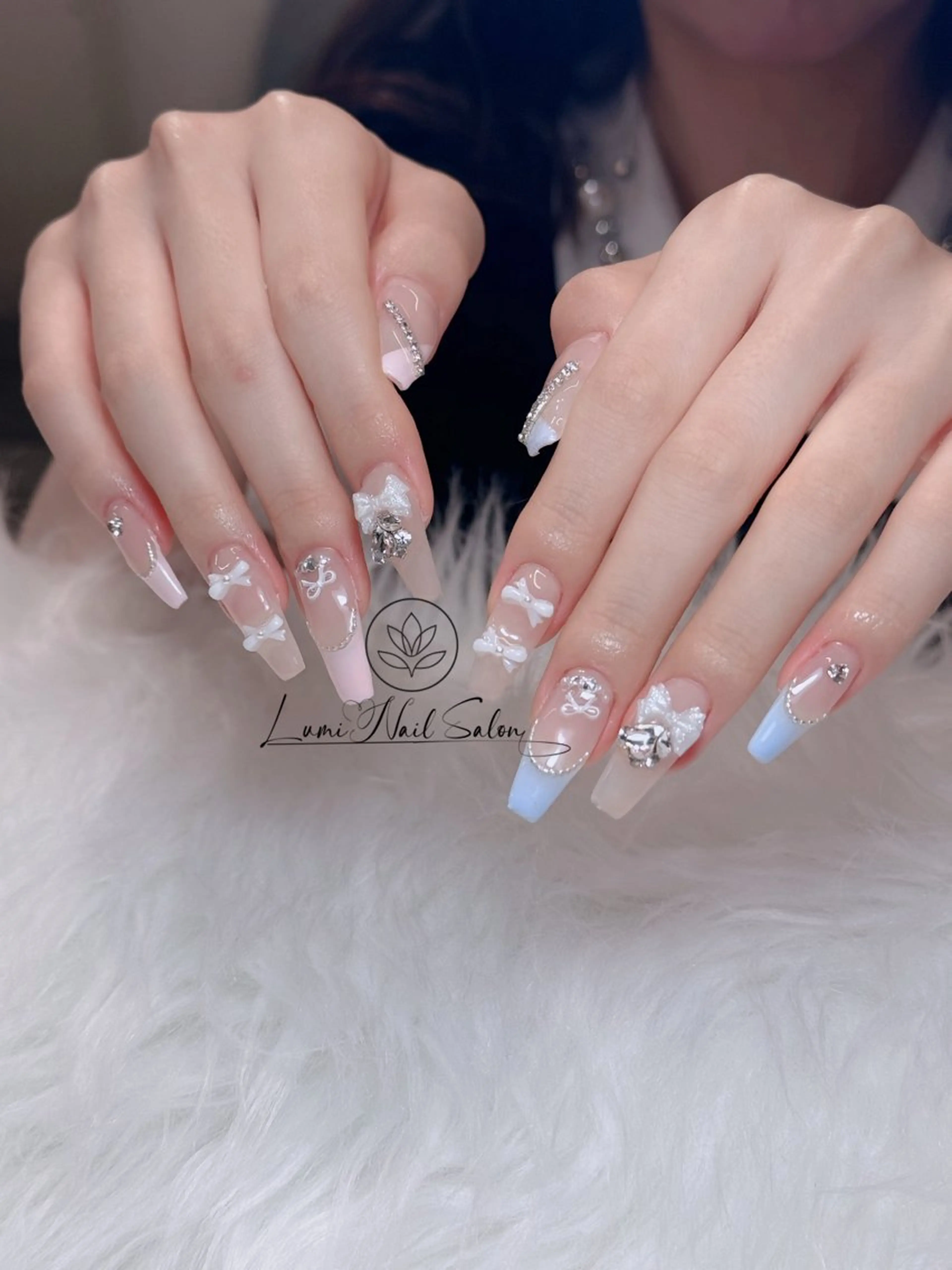 ネイル オーロラネイル チークネイル フットネイル フレンチネイル 韓国ネイル ハンドネイル Lumi Nailのネイルデザイン