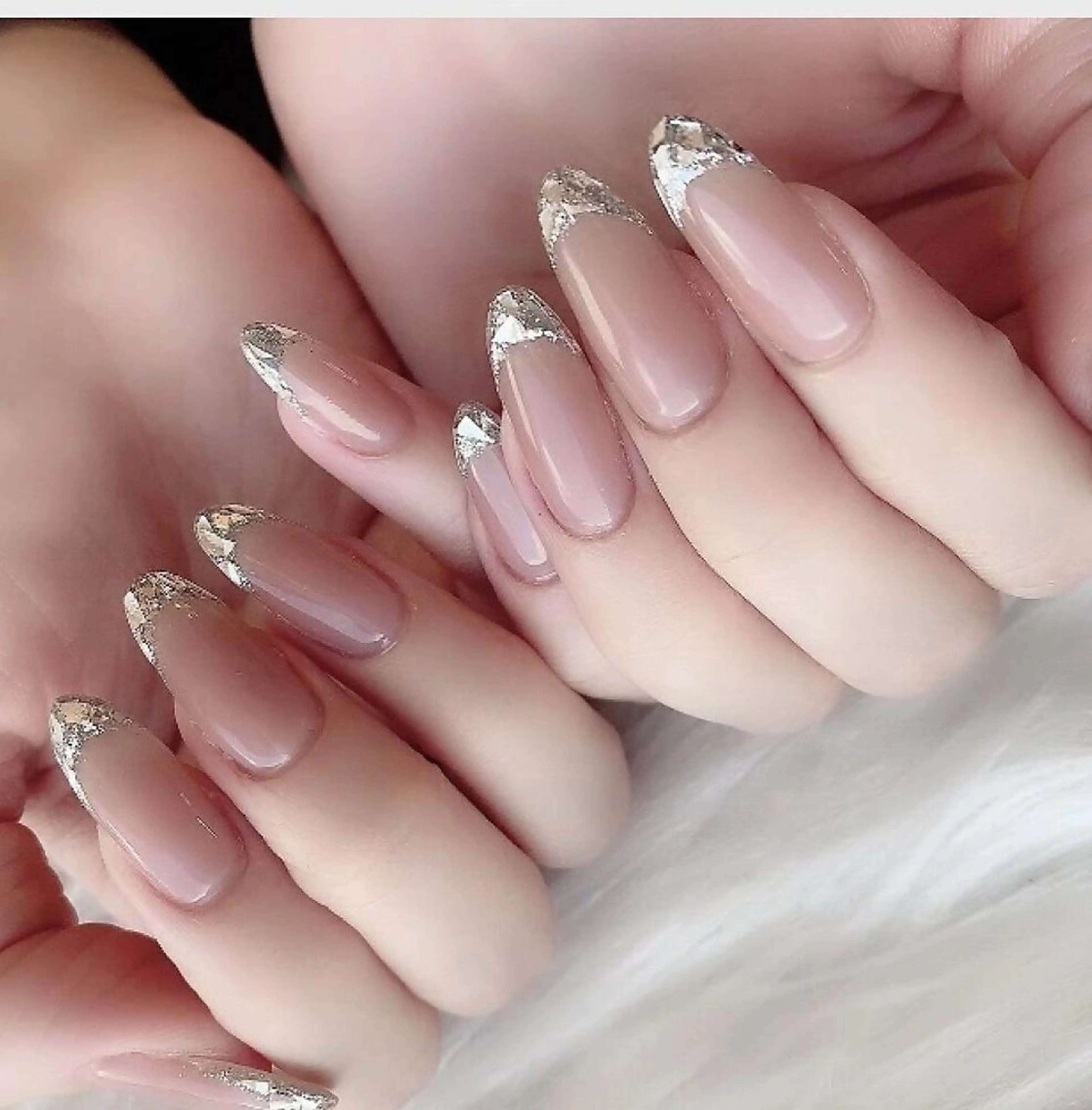 【新規ソフトジェルオフ無料】 SNSで人気No.1ガラスフレンチ♪ベースカラー除くの写真