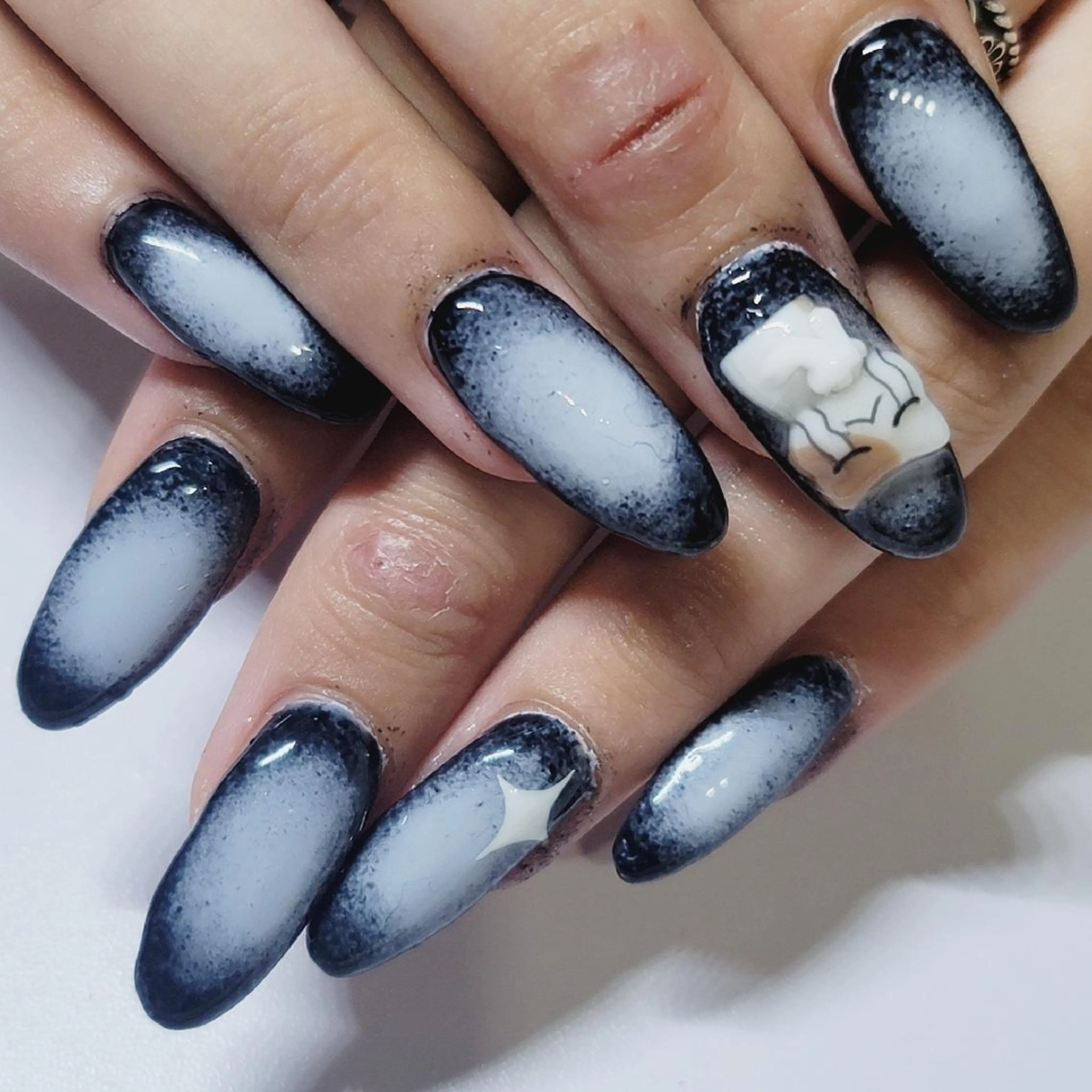 ネイル アートネイル ブルー グラデーション ネイビー パステルネイル ハンドネイル よしだ ひろきのネイルデザイン