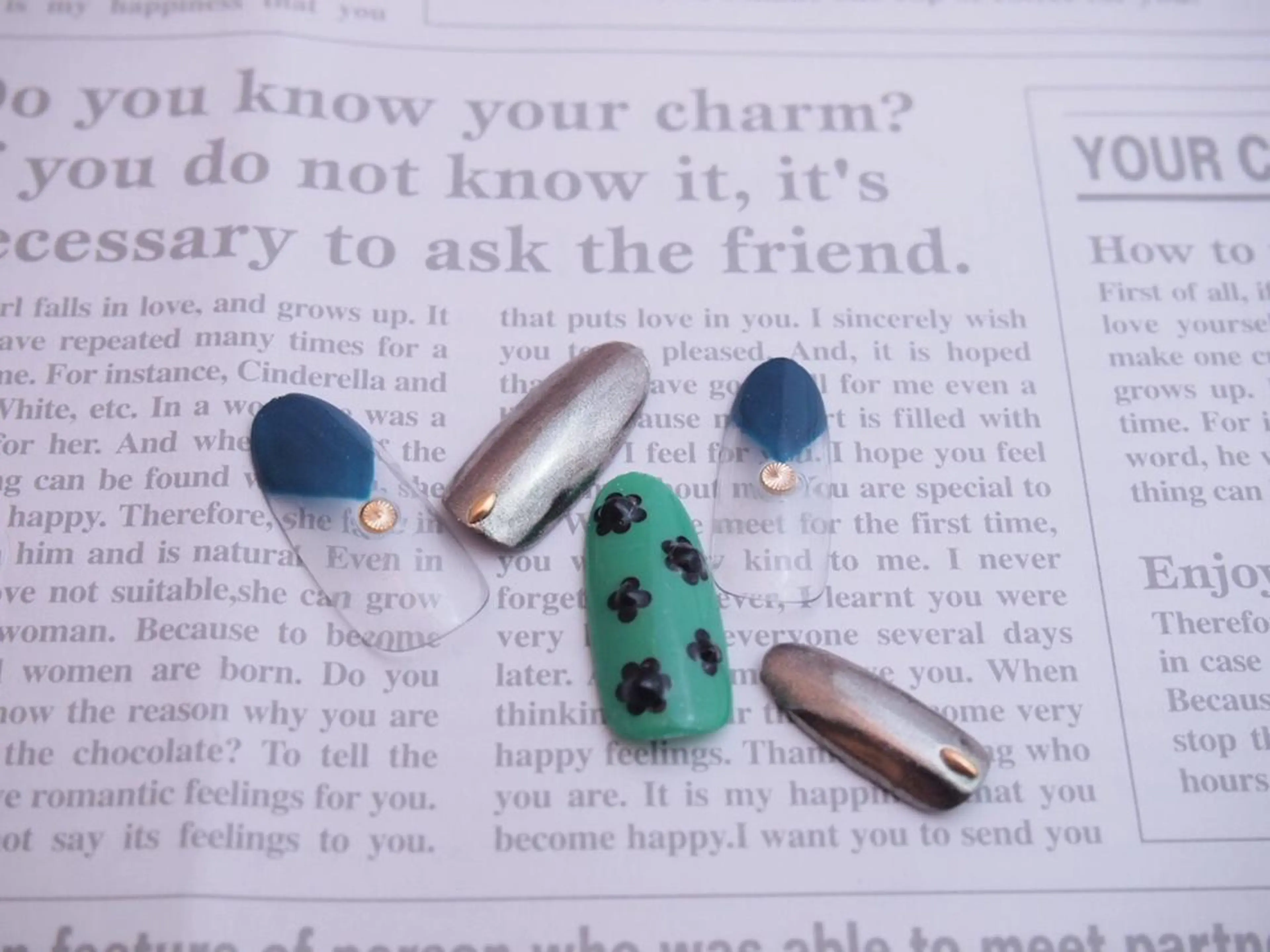 ネイル ミラーネイル NAIL'S MODAのネイルデザイン