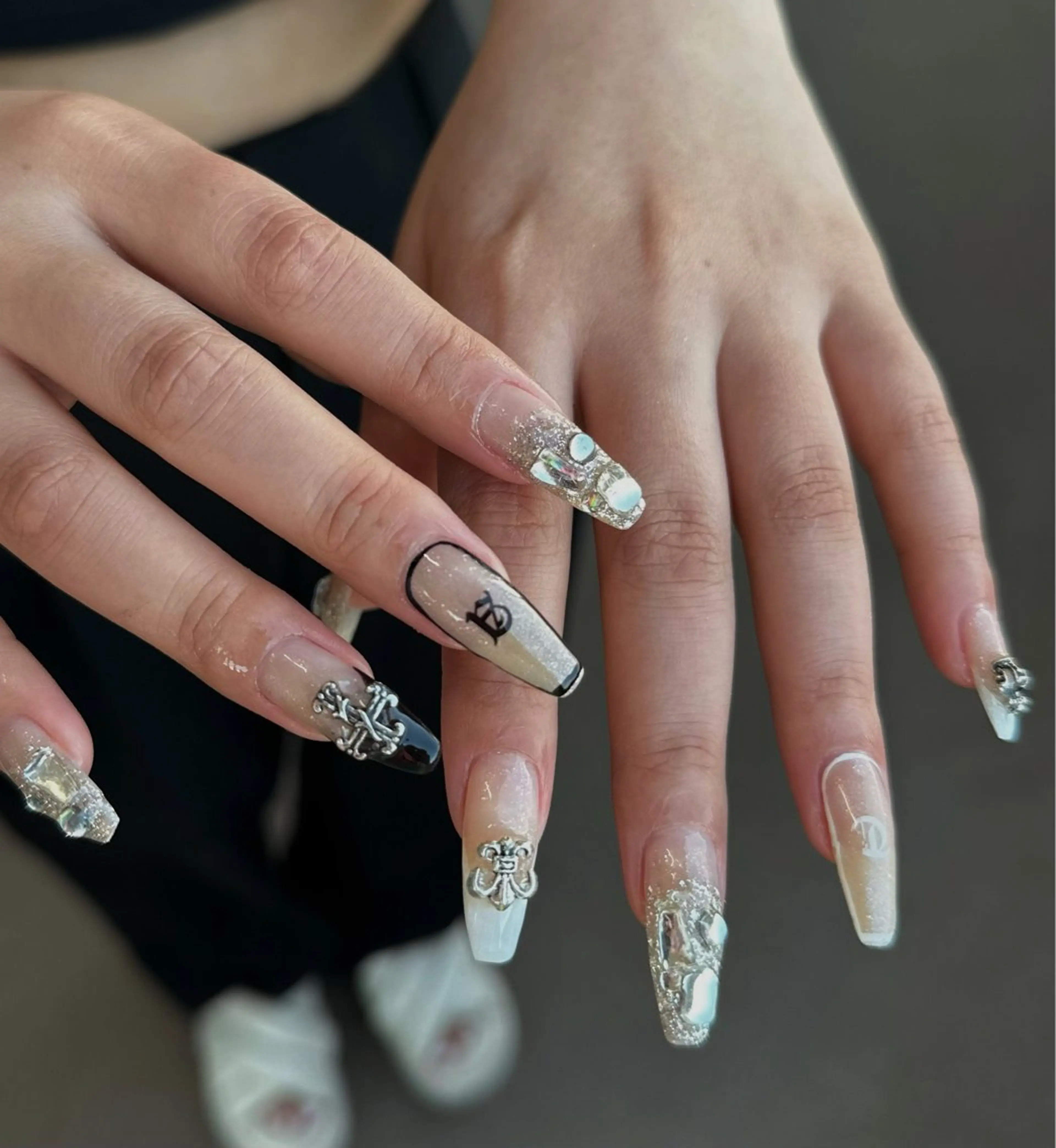 ネイル 新山 聖のネイルデザイン